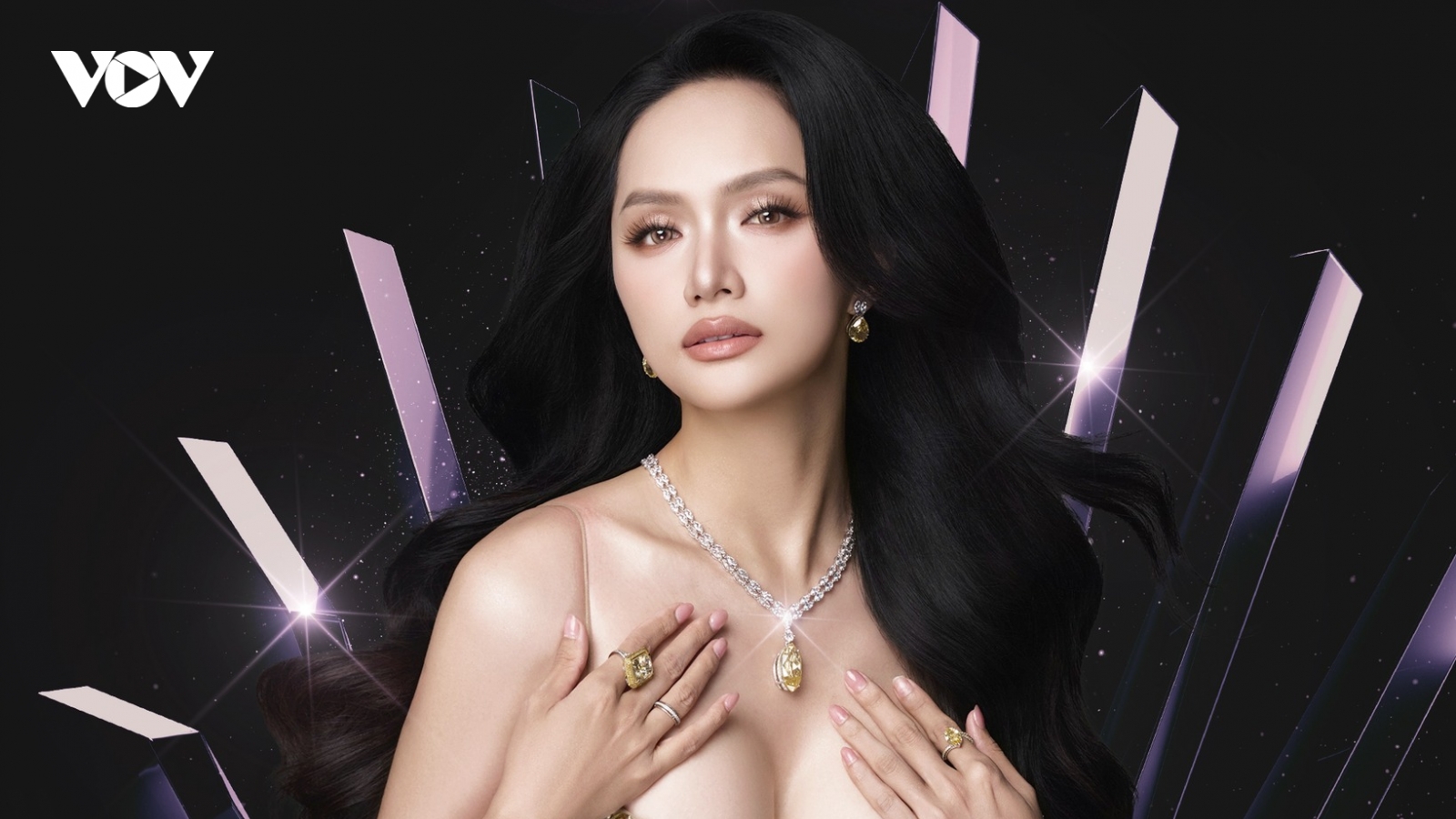 Hoa hậu Hương Giang là đại diện Việt Nam tại đấu trường Miss Universe 2025