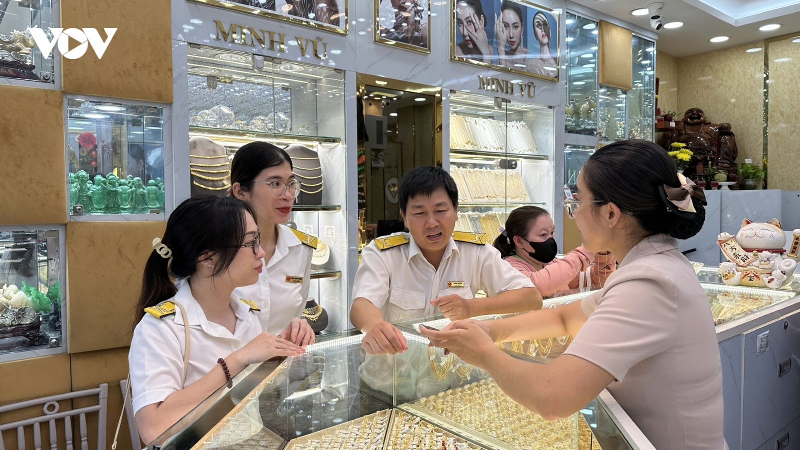 Thuế Cần Thơ lấy người nộp thuế làm trung tâm phục vụ