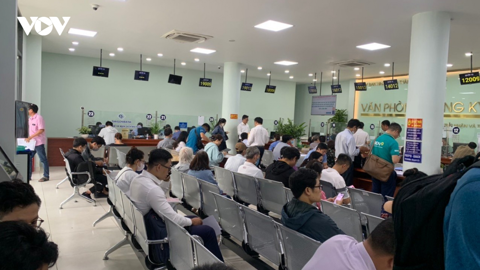 TP.HCM tiếp nhận gần 10.000 hồ sơ đất đai ở cấp xã sau 2 tháng hợp nhất