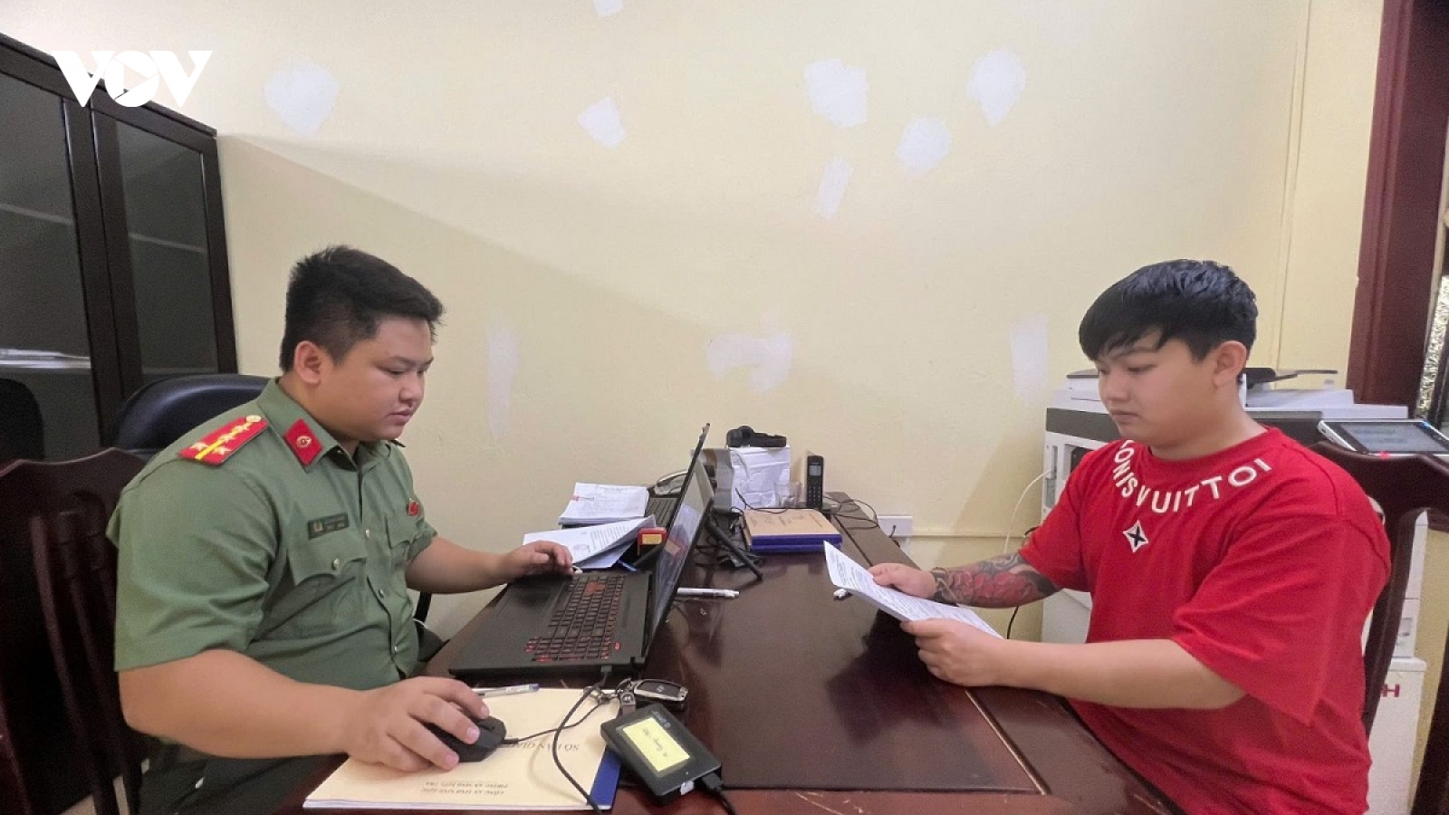 Khởi tố nam thanh niên "cài mã độc" đánh cắp dữ liệu khách hàng
