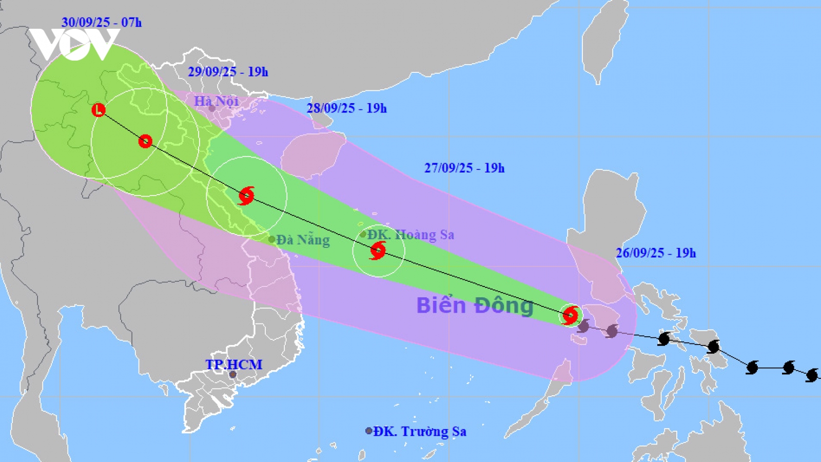 Bão số 10 giật cấp 16, hướng vào Bắc Trung Bộ, cảnh báo mưa đặc biệt lớn