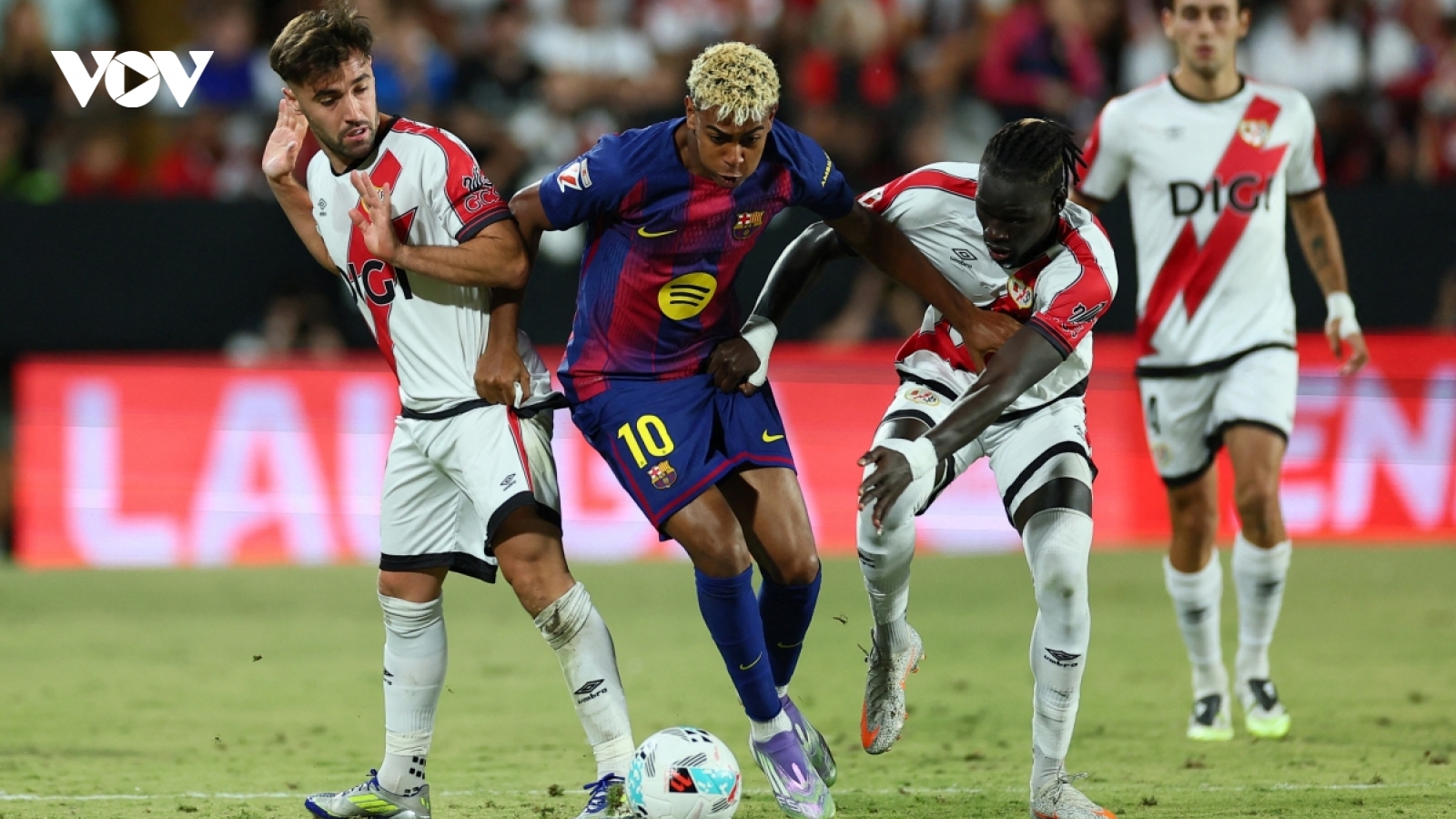 Kết quả bóng đá hôm nay 1/9: Liverpool thắng Arsenal, Barca gây thất vọng