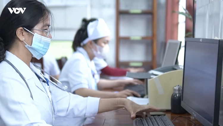 Triển khai bệnh án điện tử tại các đơn vị y tế cơ sở ở Quảng Ngãi