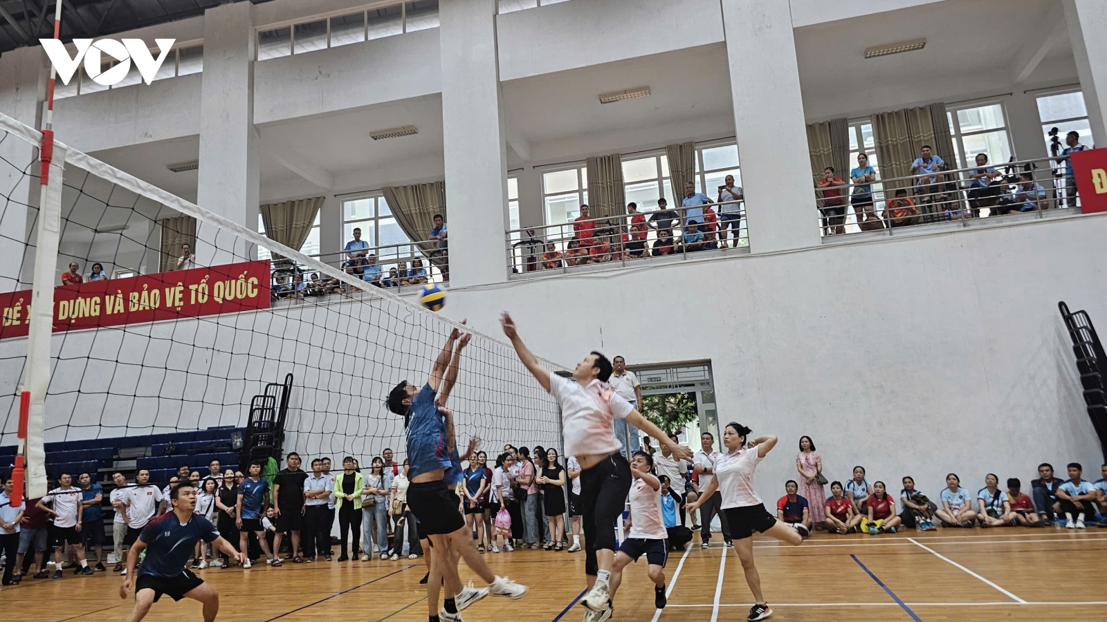 Hơn 1.000 VĐV tham gia Hội thao chào mừng Đại hội Đảng bộ tỉnh Gia Lai lần thứ I