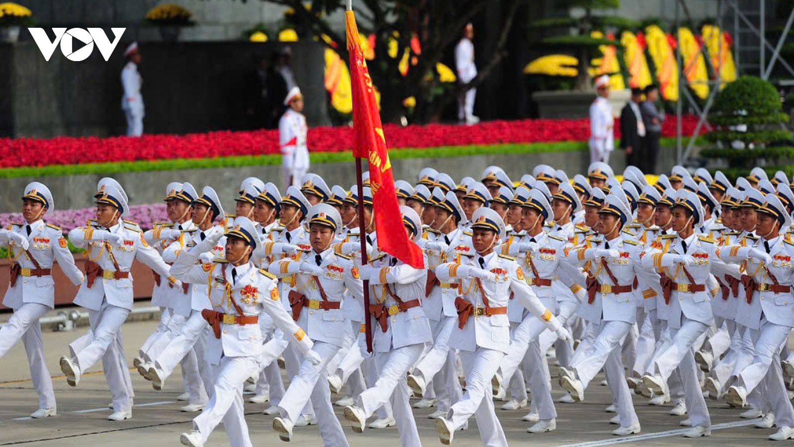 Những hình ảnh diễu binh ấn tượng 10 năm trước trên Quảng trường Ba Đình