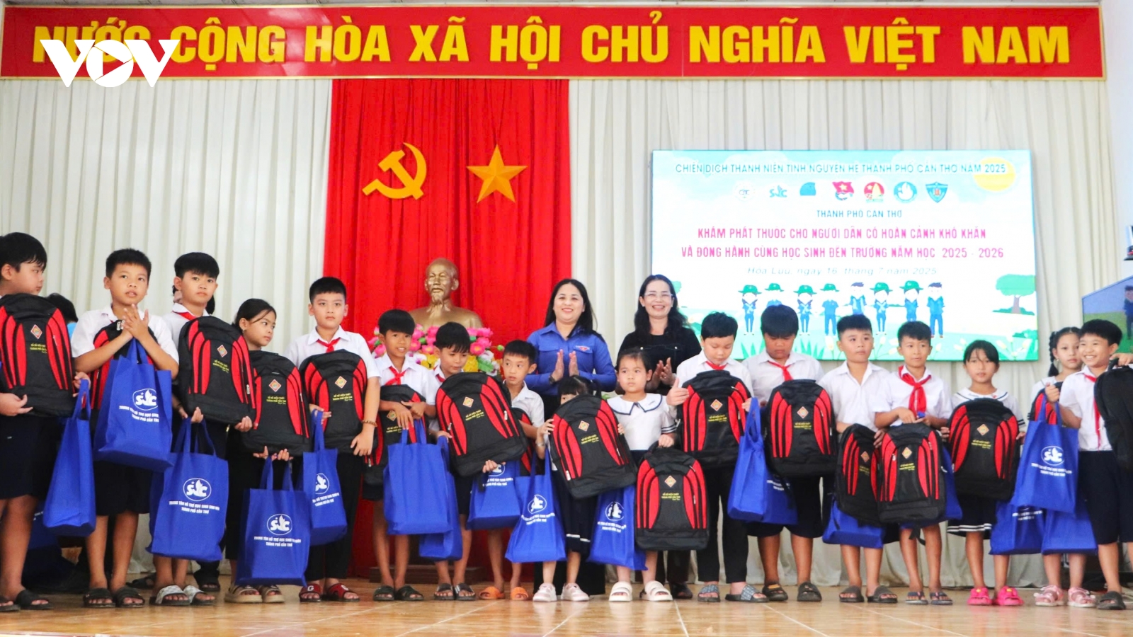 Cần Thơ chăm lo, hỗ trợ, nâng bước học sinh đến trường