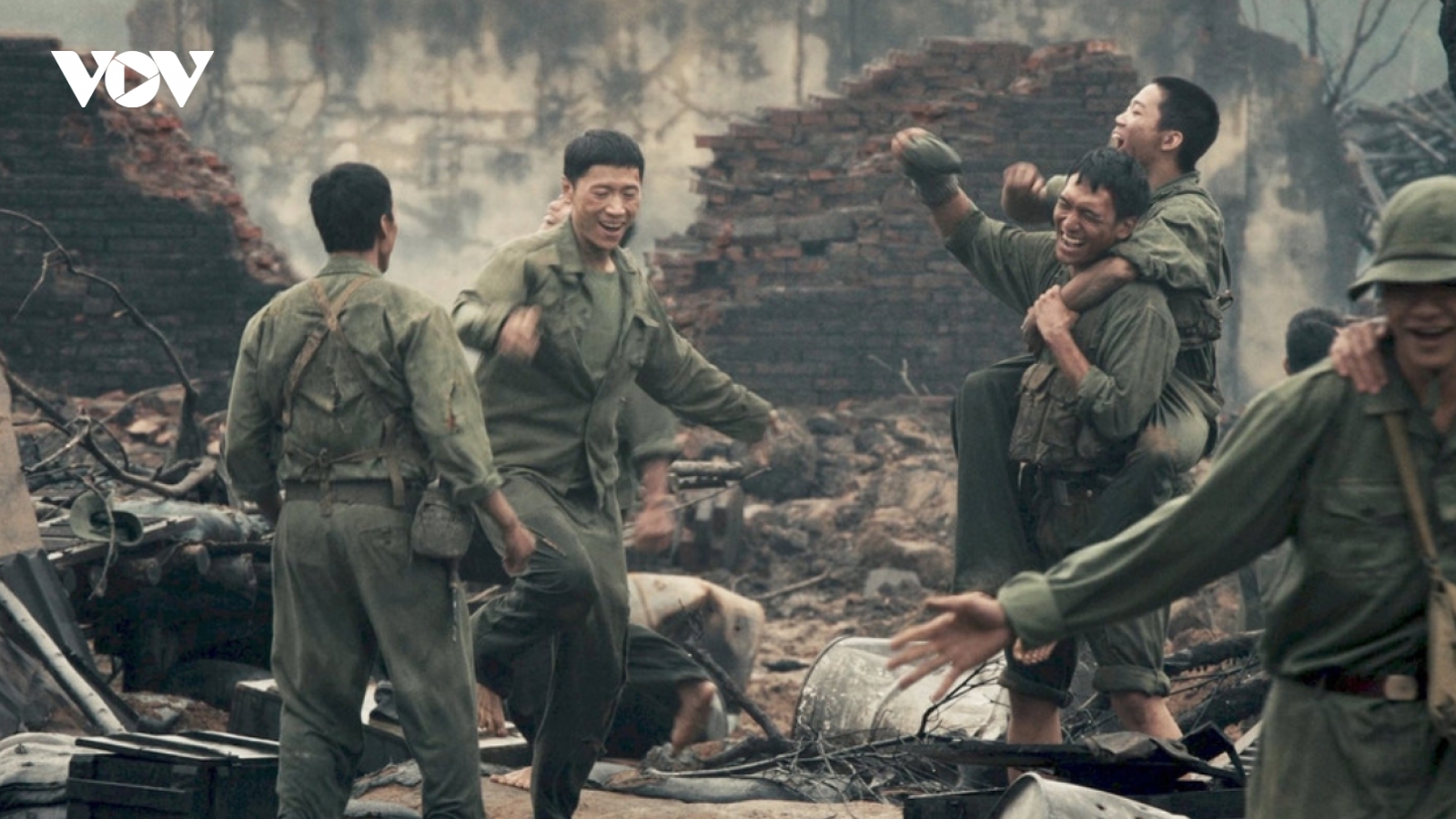 “Mưa đỏ” đại diện Việt Nam tranh giải Oscar lần thứ 98