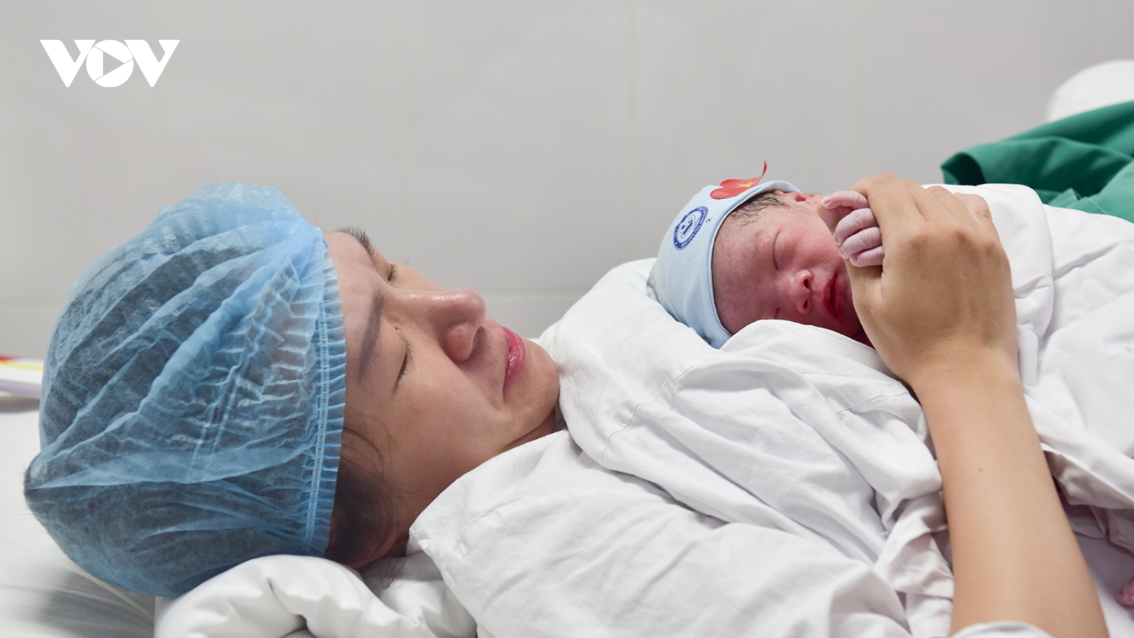 Bé trai mang tên Quốc Khánh cất tiếng khóc chào đời đúng ngày Quốc khánh