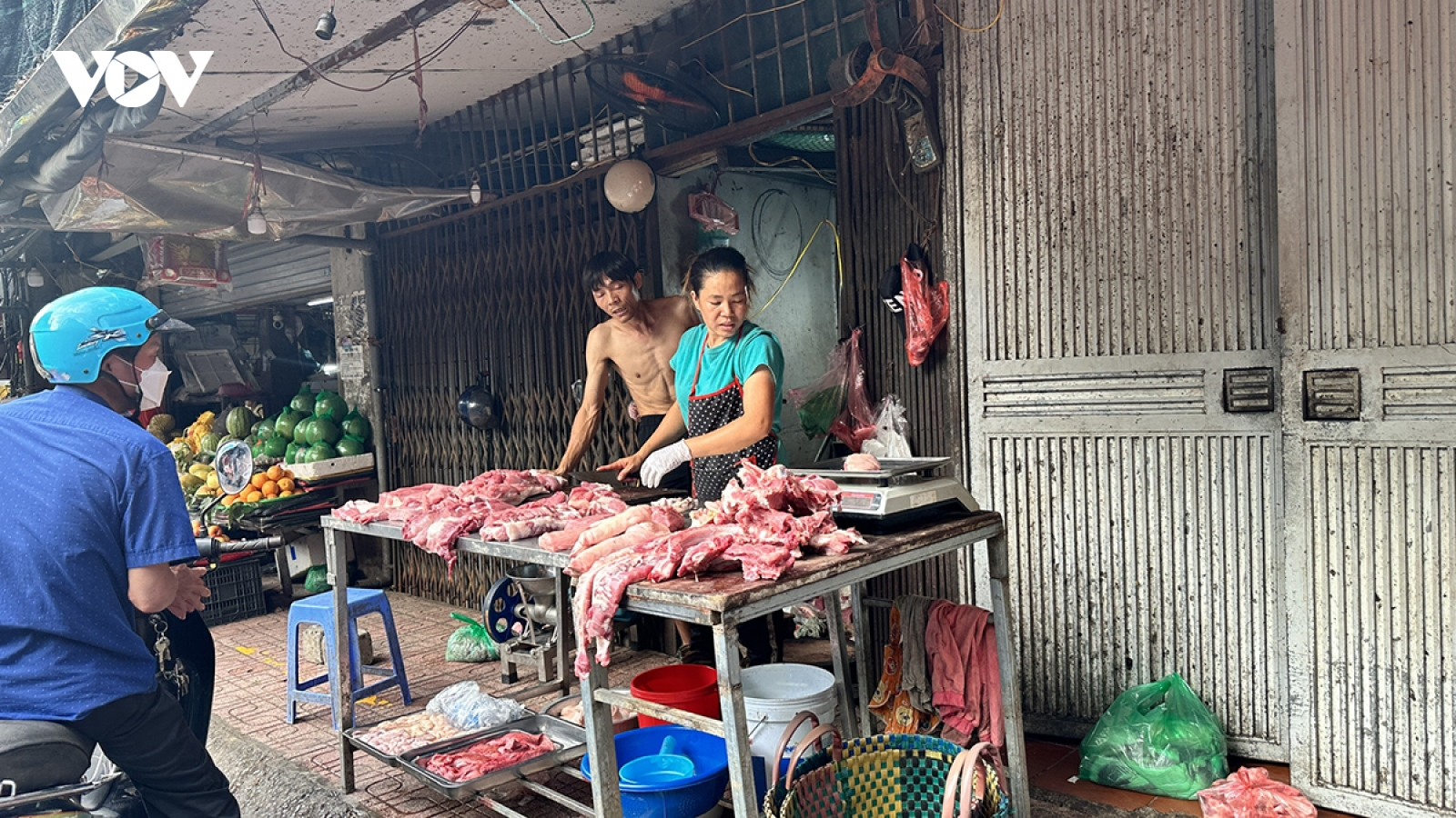 Hà Nội đôn đốc các xã, phường xóa chợ “cóc”, chợ “tạm”