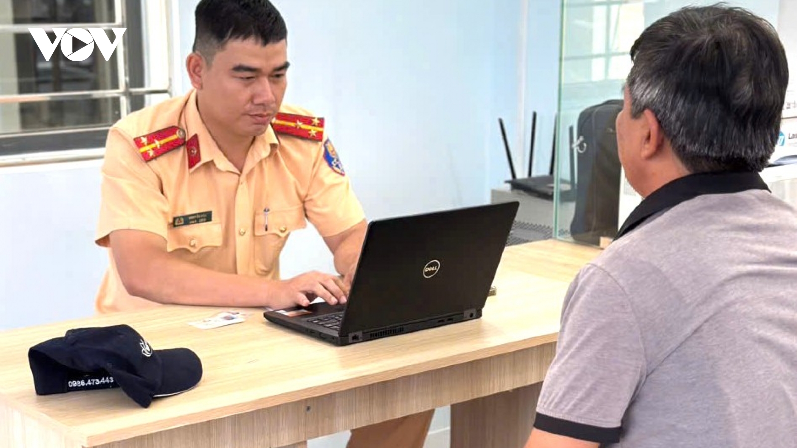 Bị chủ doanh nghiệp vận tải “tố”, tài xế bị xử phạt 5 triệu đồng