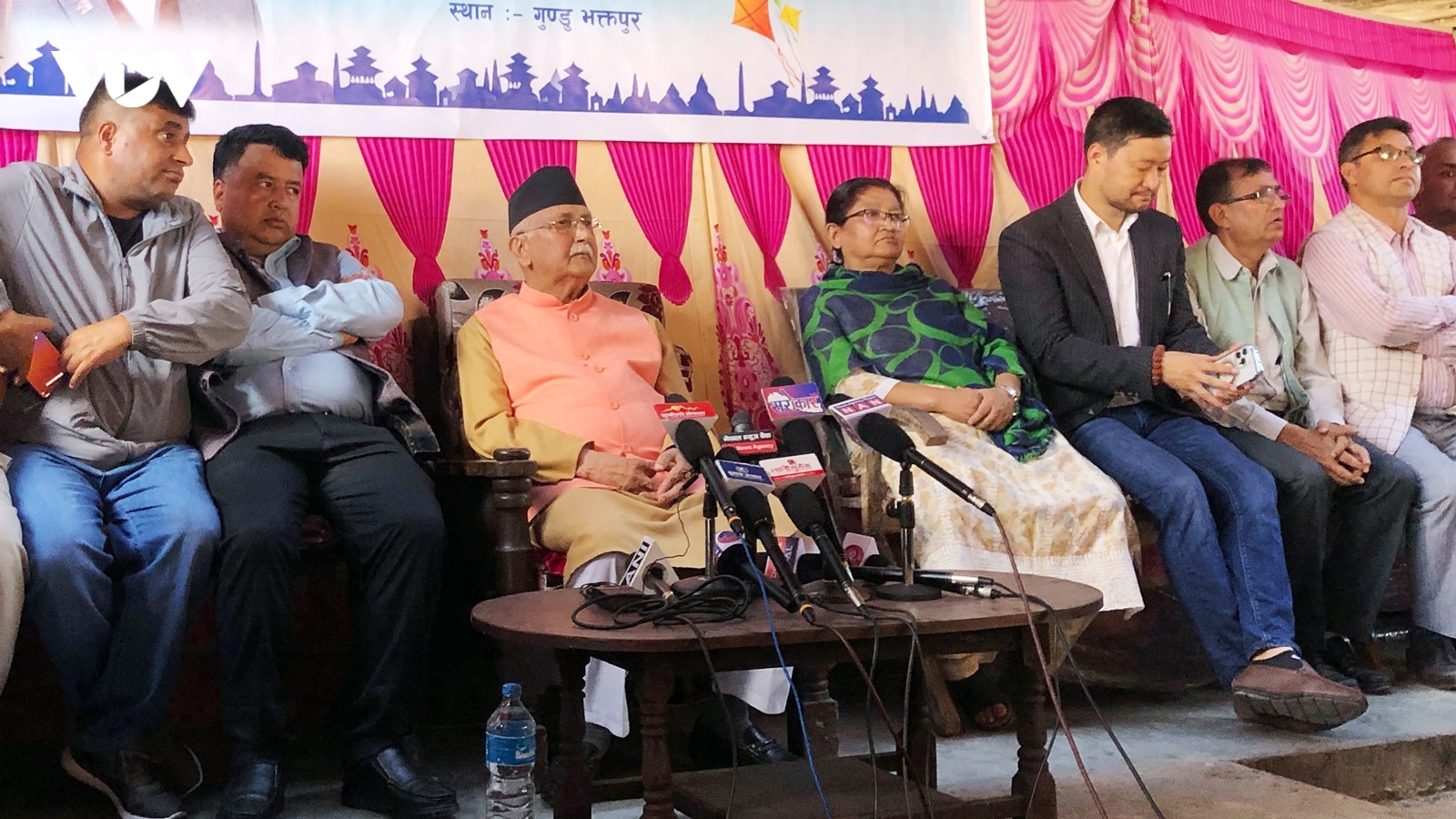 Cựu Thủ tướng Nepal KP Sharma Oli bị hạn chế đi lại