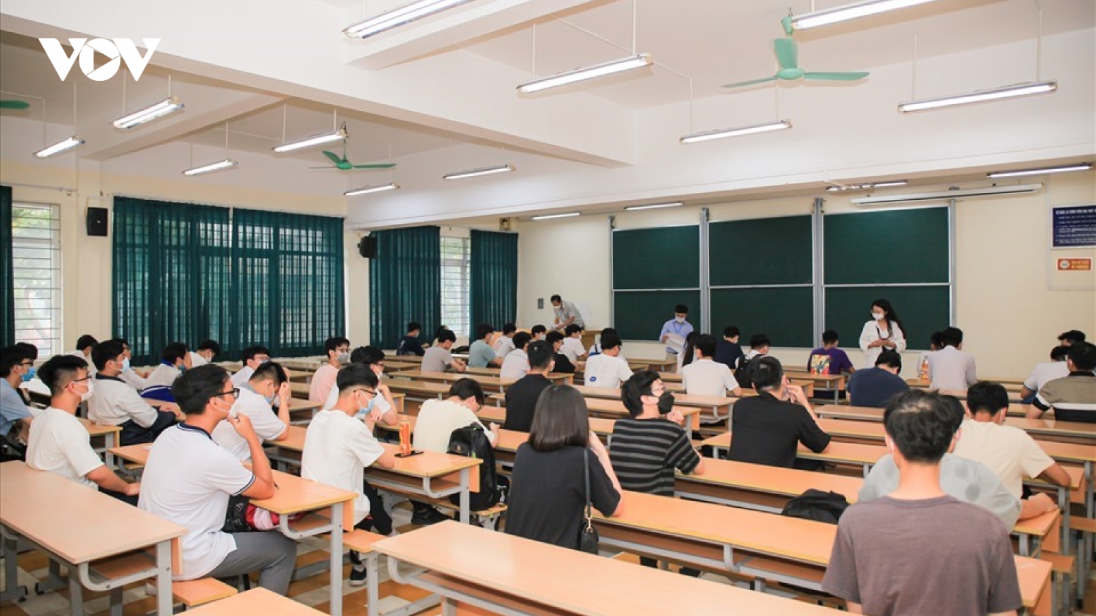 Bộ GD-ĐT cảnh báo thông tin sai lệch về "sắp xếp lại đại học"