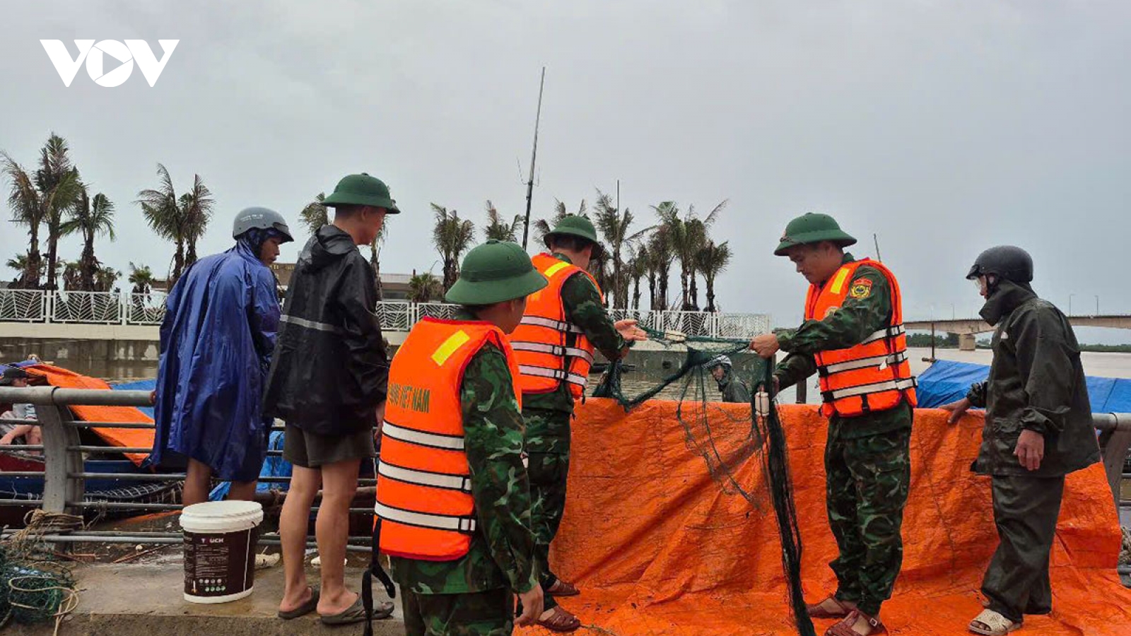 Quảng Trị không chủ quan sau bão