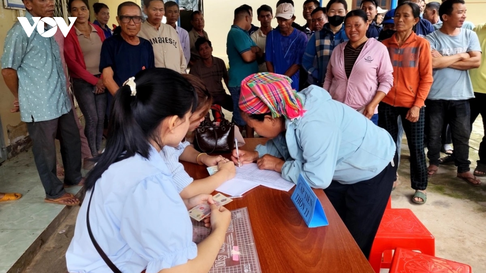 Hơn 10.400 tỷ đồng quà tặng 2/9 đã được Kho bạc Nhà nước giải ngân đến các xã, phường