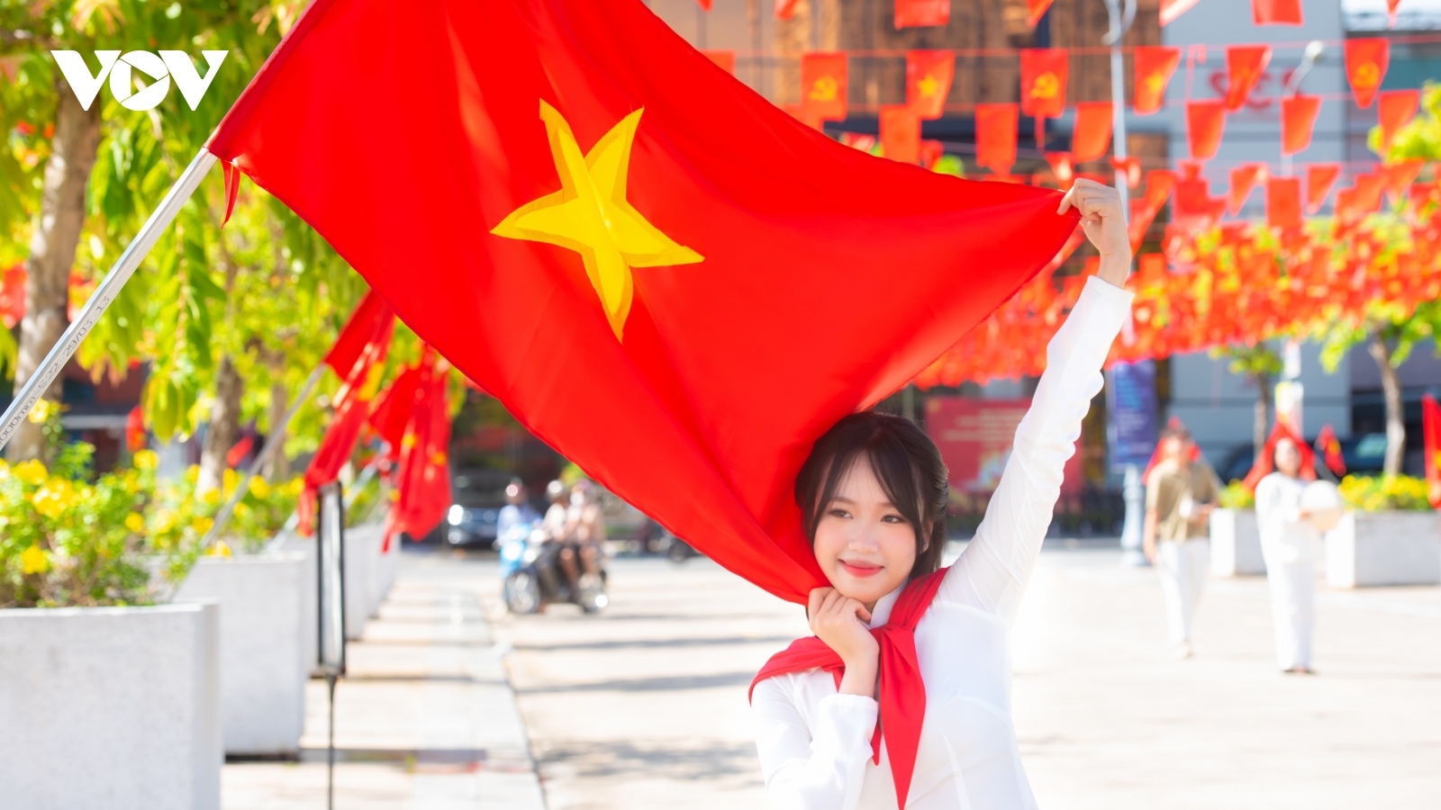 Đà Nẵng rực rỡ cờ hoa chào mừng 80 năm Cách mạng Tháng 8 và Quốc khánh 2/9