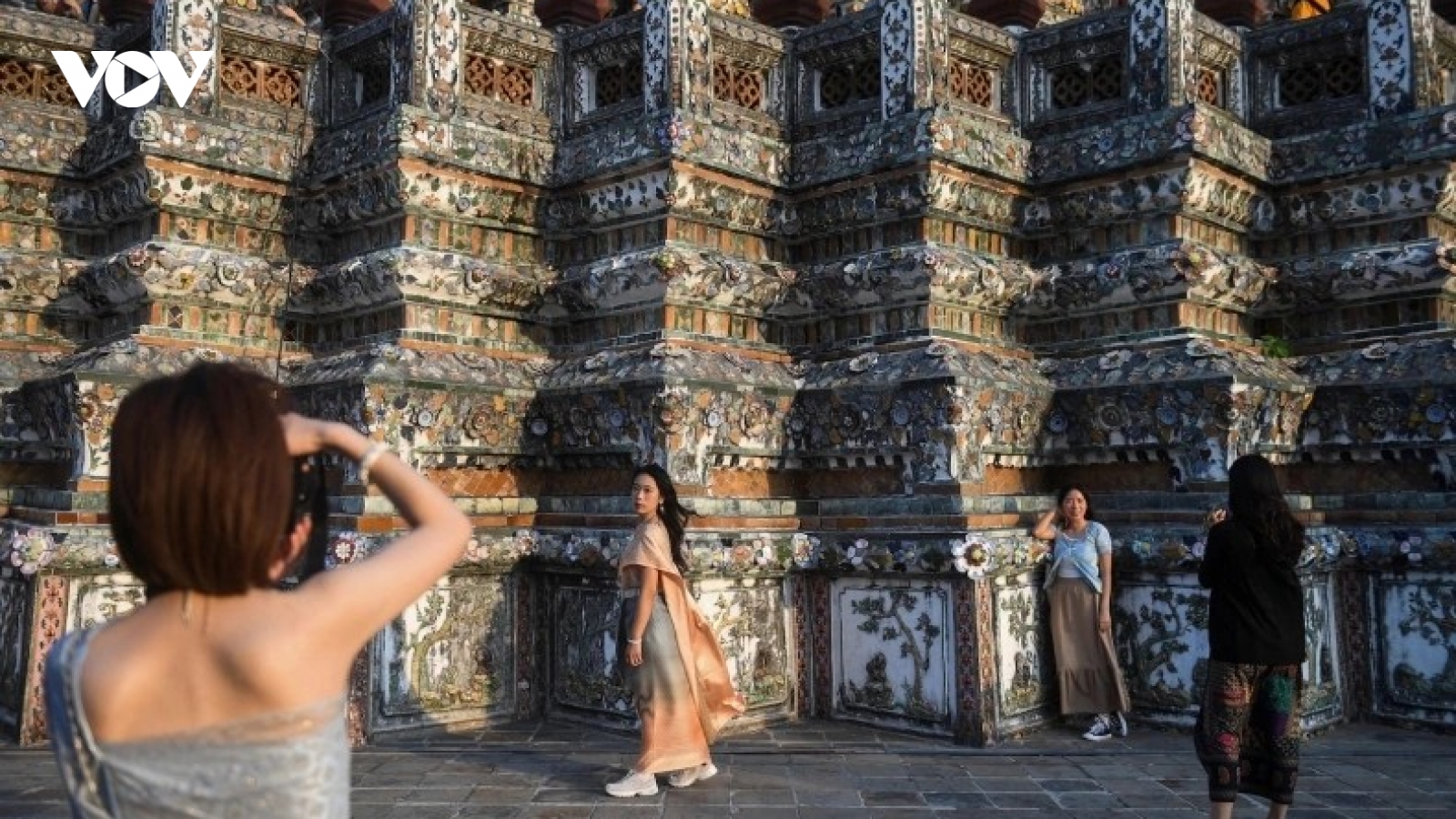 Vì sao Thái Lan tụt lại trong cuộc đua đón khách Trung Quốc?