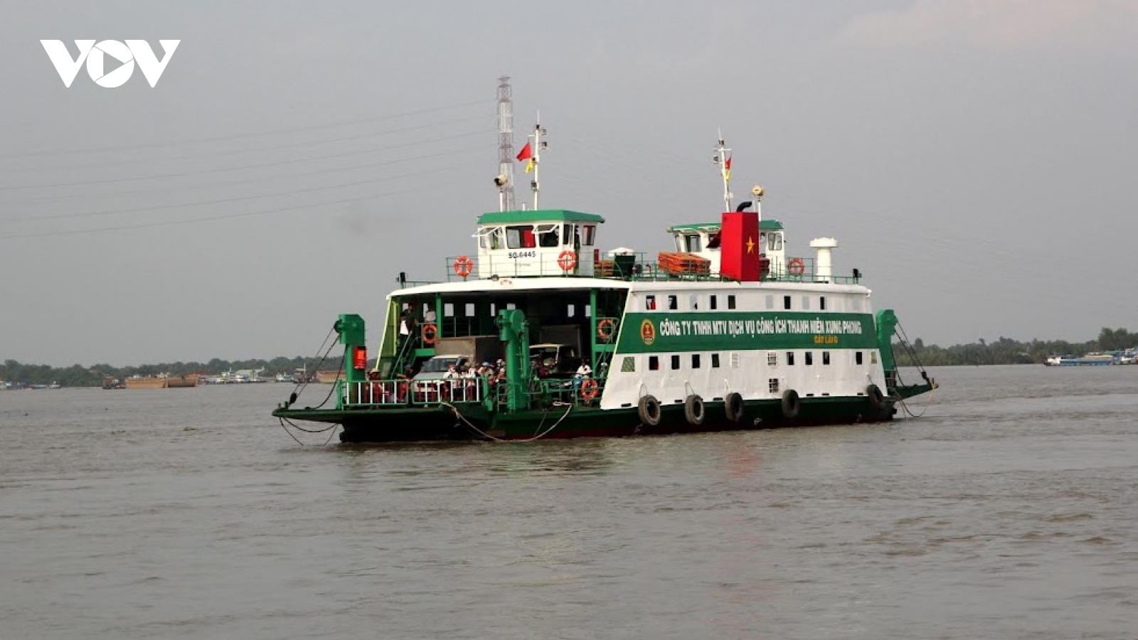 TP.HCM đồng ý tiếp nhận 3 phà 200 tấn cho bến phà Bình Khánh