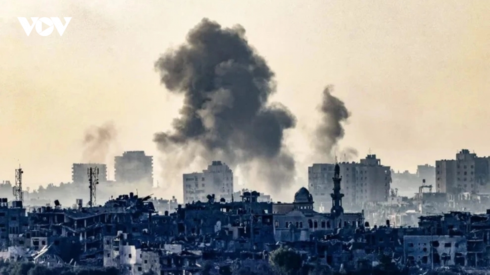 Israel tấn công dữ dội vào thành phố Gaza