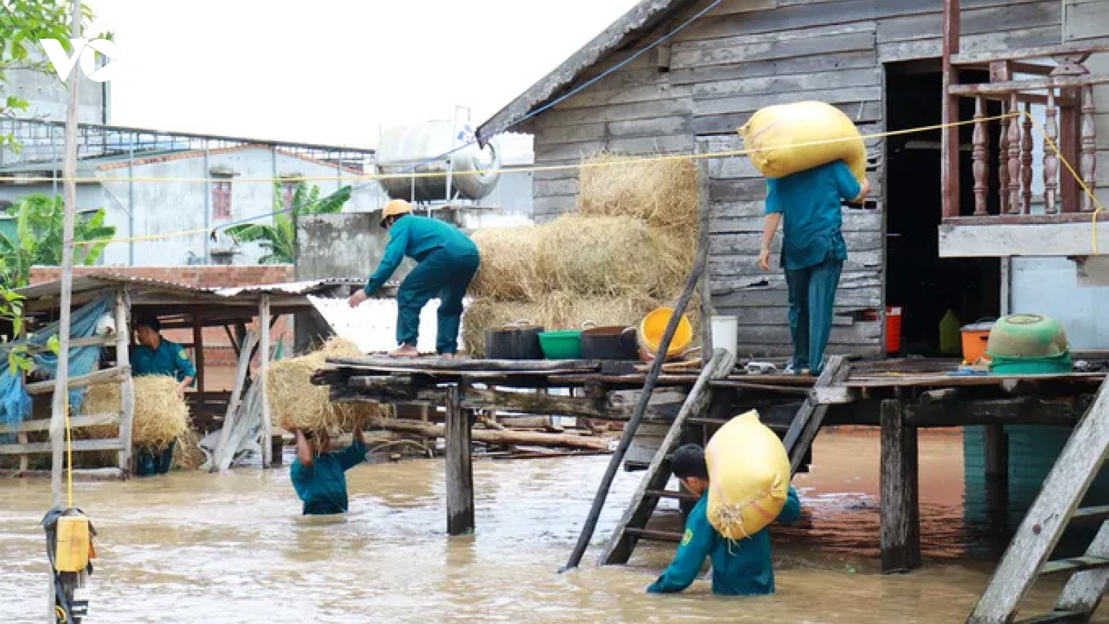 Mưa lớn gây ngập lụt nhiều xã phía Tây tỉnh Gia Lai, hàng trăm hộ dân bị ảnh hưởng