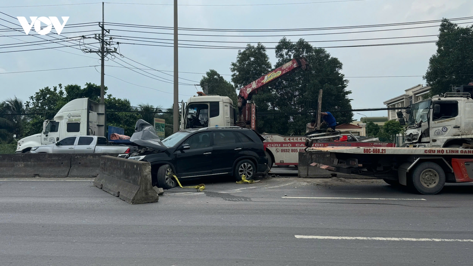 Đồng Nai: Tai nạn nối tiếp giữa 8 xe trên Quốc lộ 51, giao thông tê liệt