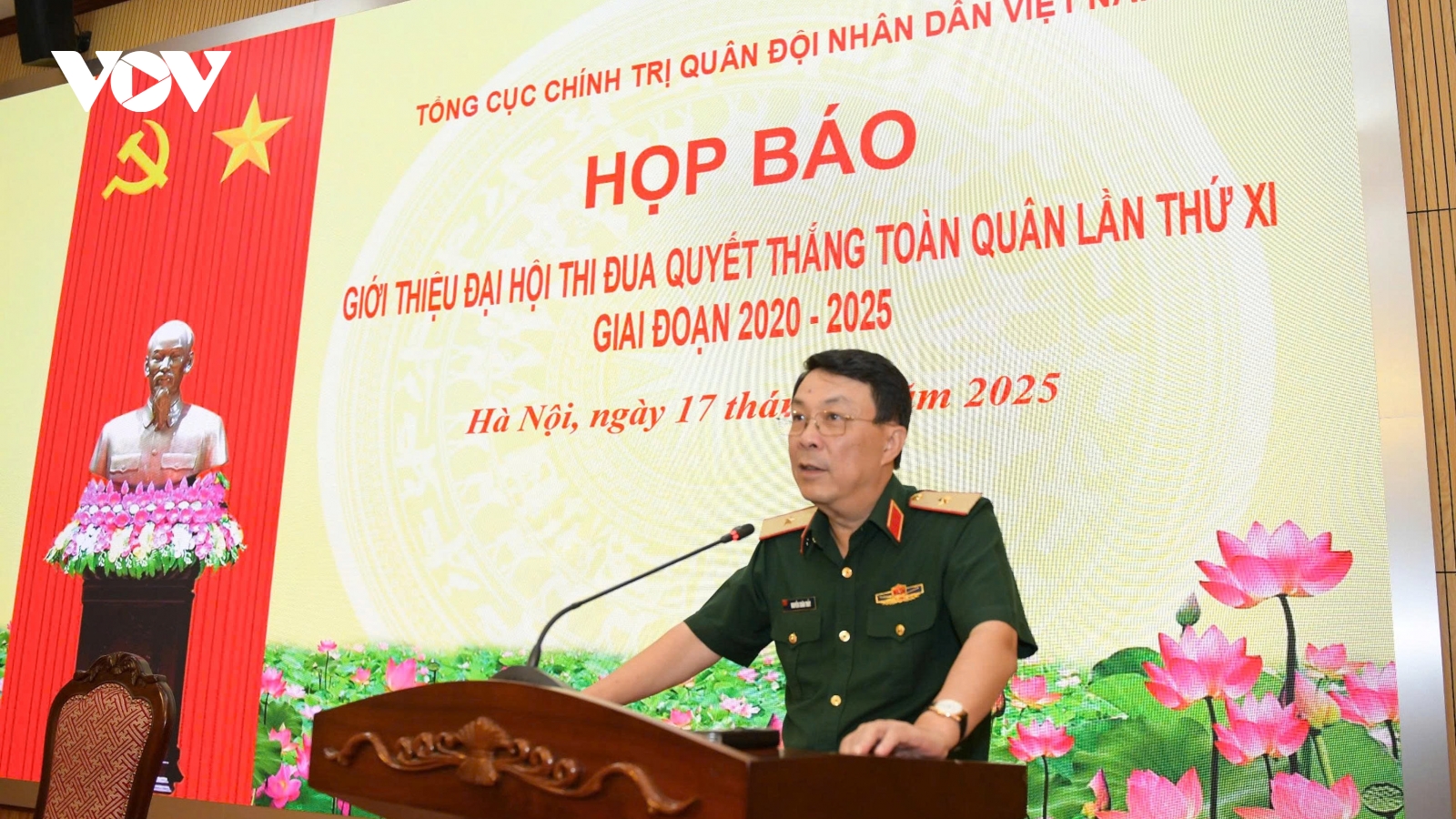 Hơn 700 đại biểu dự Đại hội Thi đua quyết thắng toàn quân lần thứ XI