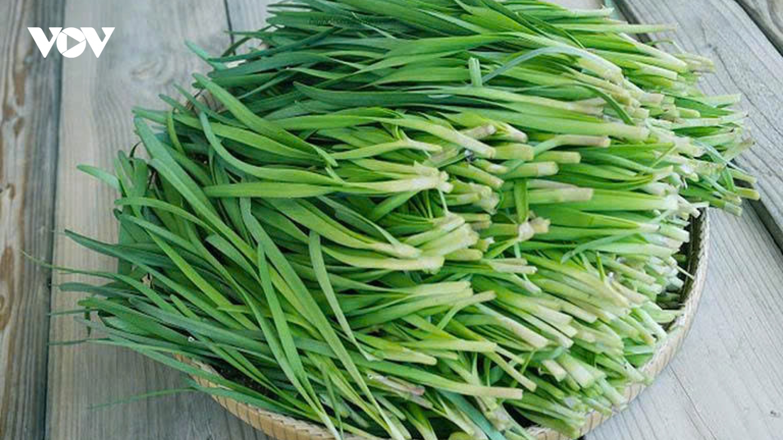 Lá hẹ chữa ho: Thực hư hiệu quả và cách dùng đúng