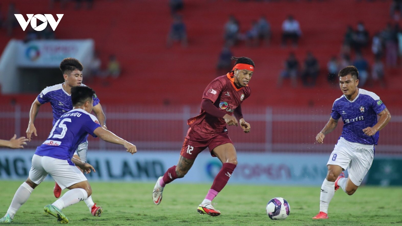 Chuyển nhượng bóng đá Việt Nam: Cựu tuyển thủ Jamaica gia nhập đội hạng Nhất