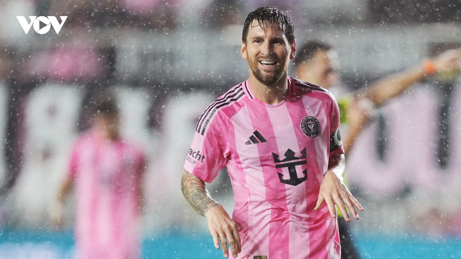 Kết quả bóng đá hôm nay 21/9: Ronaldo gọi, Messi trả lời