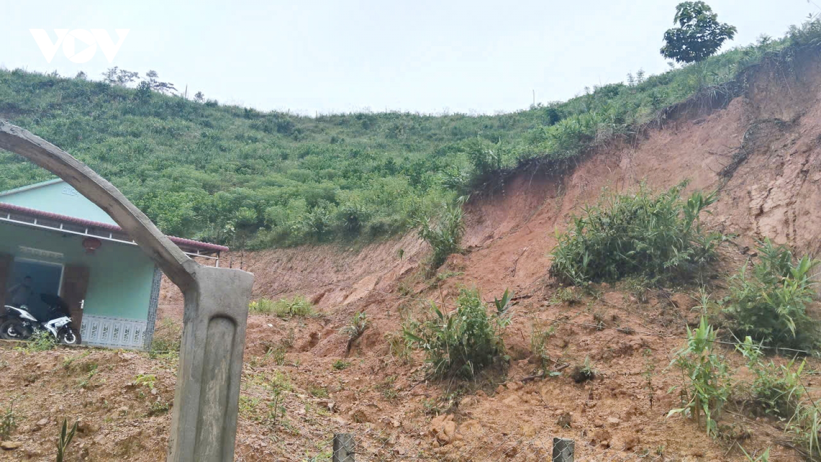 Đà Nẵng: Tìm kiếm nạn nhân mất tích, sơ tán hàng nghìn dân vùng núi