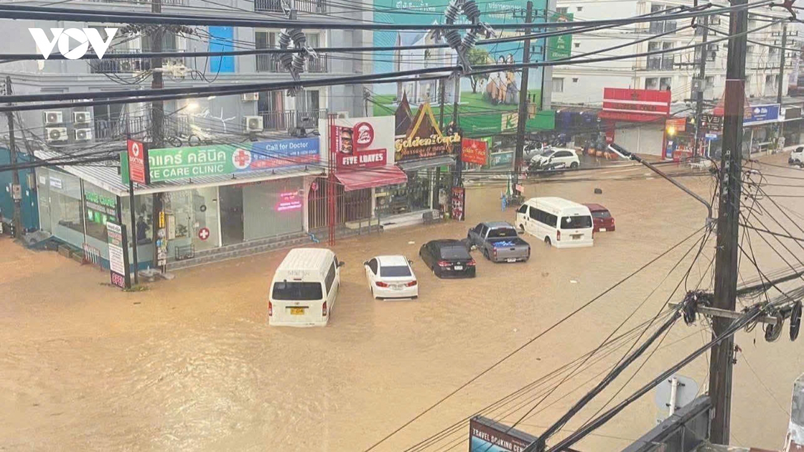 Thái Lan huy động toàn lực ứng phó lũ lụt tại 17 tỉnh sau bão Bualoi