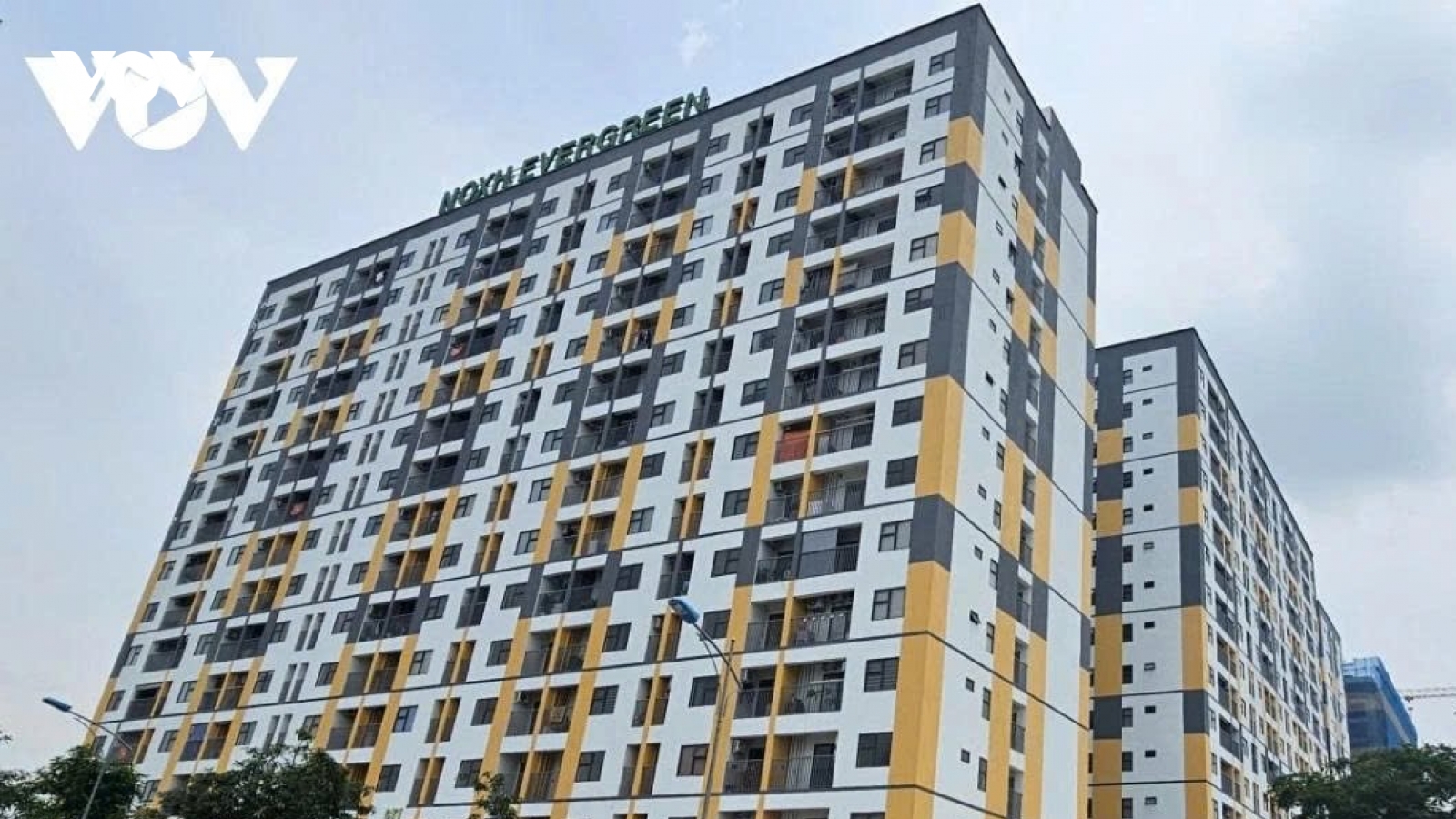 Nhà ở xã hội khởi sắc nhưng người thu nhập thấp vẫn khó tiếp cận