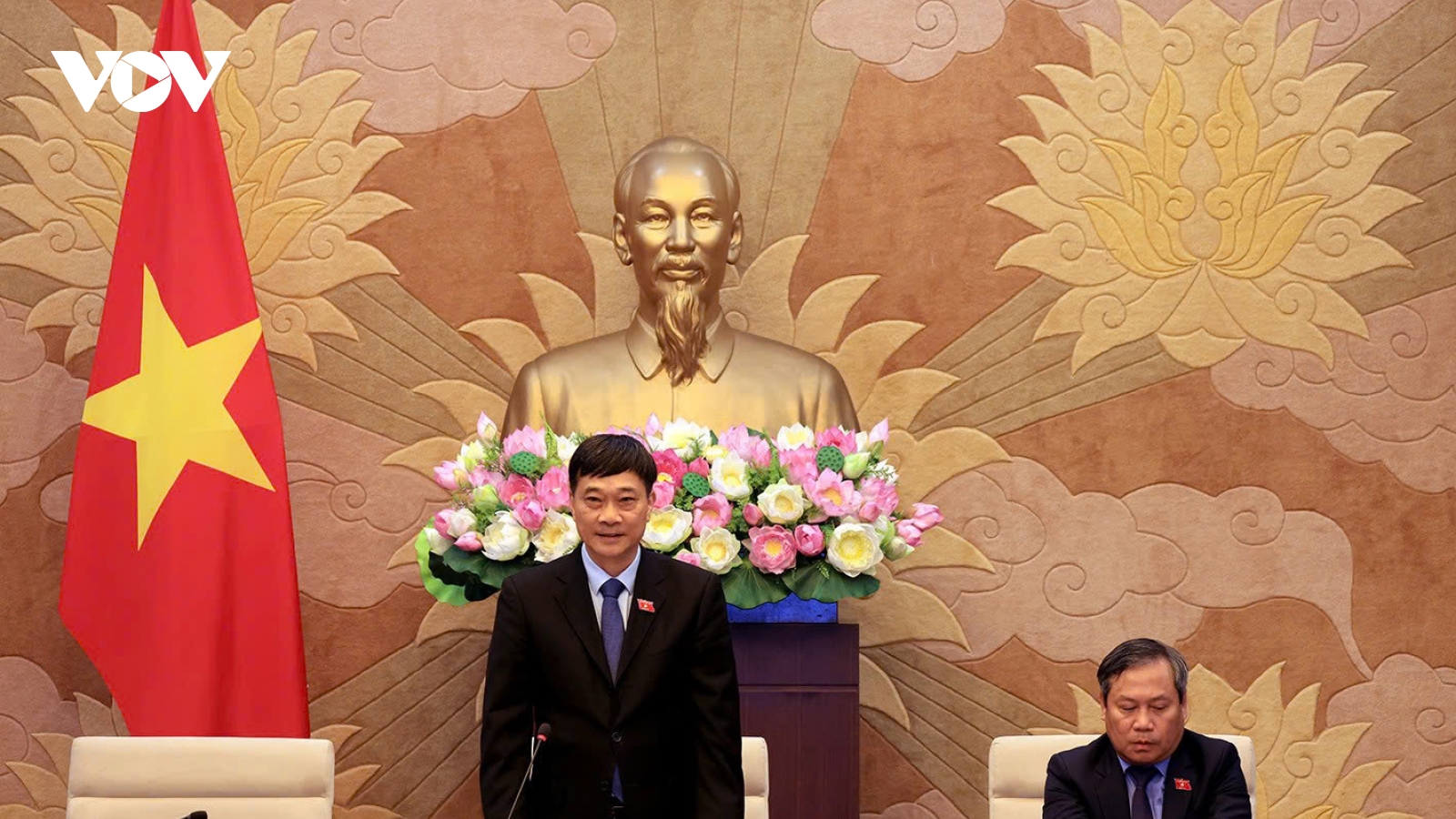 Phó Chủ tịch Quốc hội Vũ Hồng Thanh gặp mặt ĐBQH các khóa tỉnh Quảng Ninh