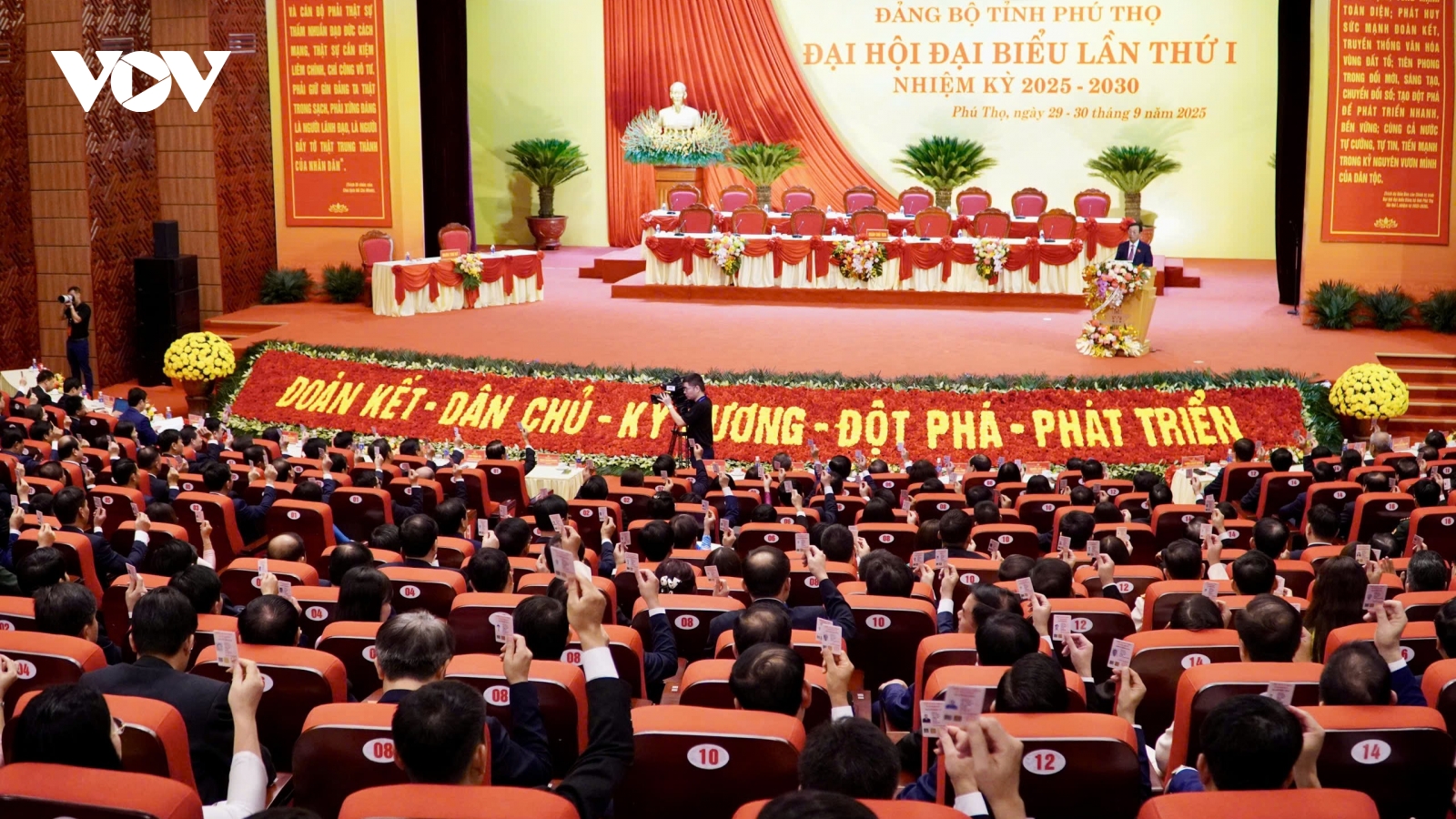 Đại hội đại biểu Đảng bộ tỉnh Phú Thọ lần thứ I họp phiên trù bị