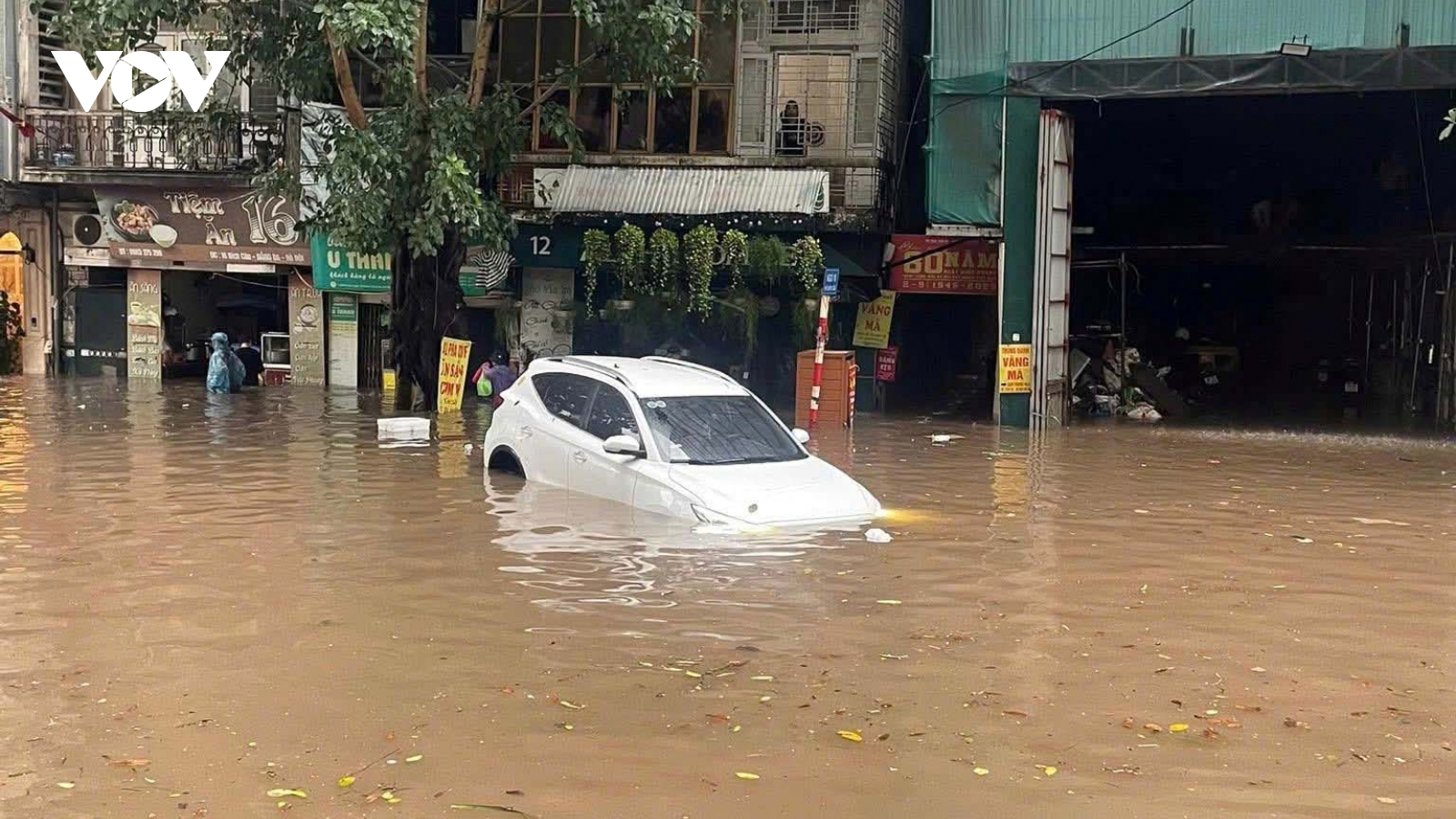 Phòng CSGT Hà Nội: Thông tin cấm đường do ngập là sai sự thật