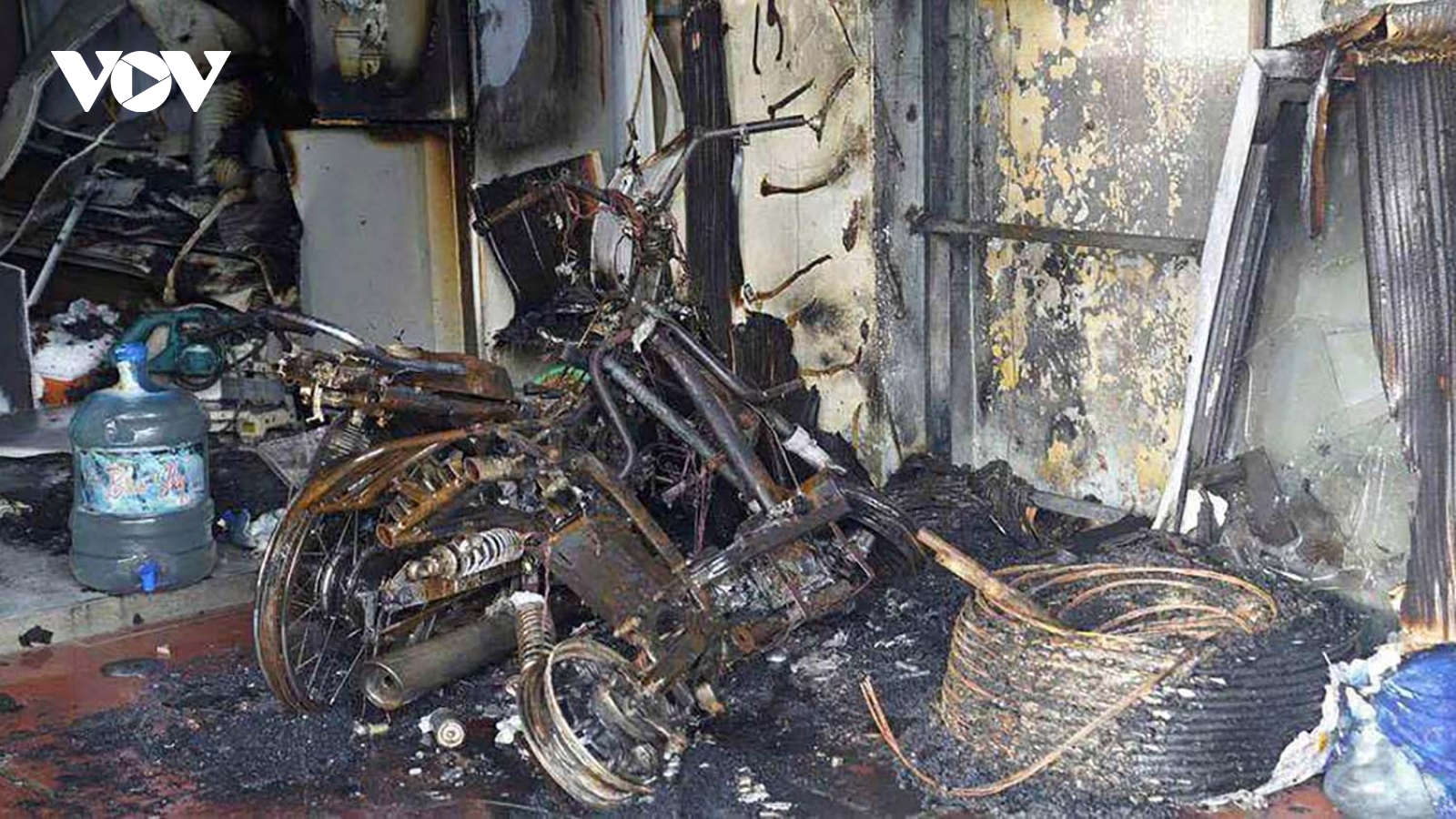 Phó Thủ tướng gửi lời thăm hỏi, chia buồn với thân nhân 4 người chết sau vụ cháy ở Hà Nội