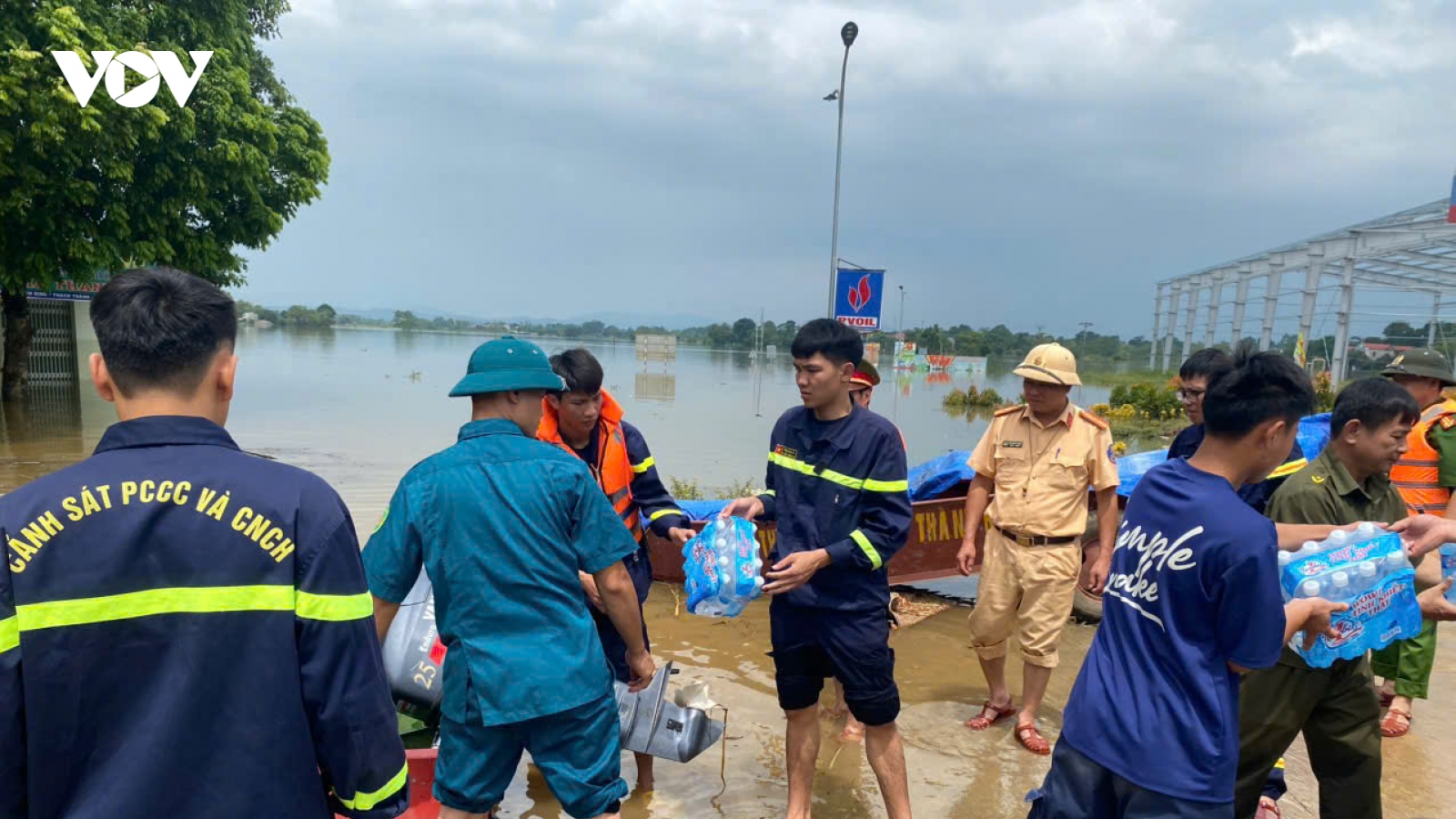 Sạt lở nghiêm trọng bờ sông và tuyến đê bao tại Thanh Hóa