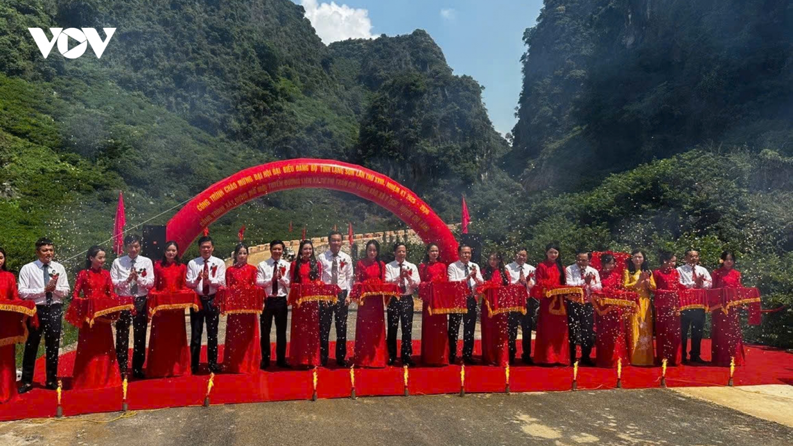Lạng Sơn: Khánh thành dự án đường giao thông chào mừng Đại hội Đảng bộ tỉnh