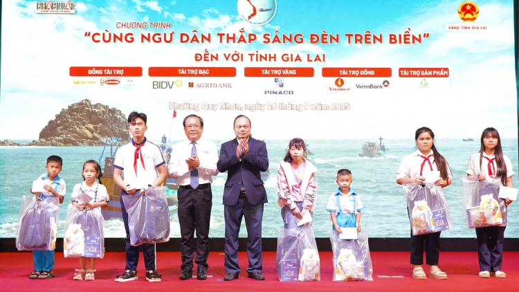 Gia Lai: Lan tỏa từ chương trình “Cùng ngư dân thắp sáng đèn trên biển”