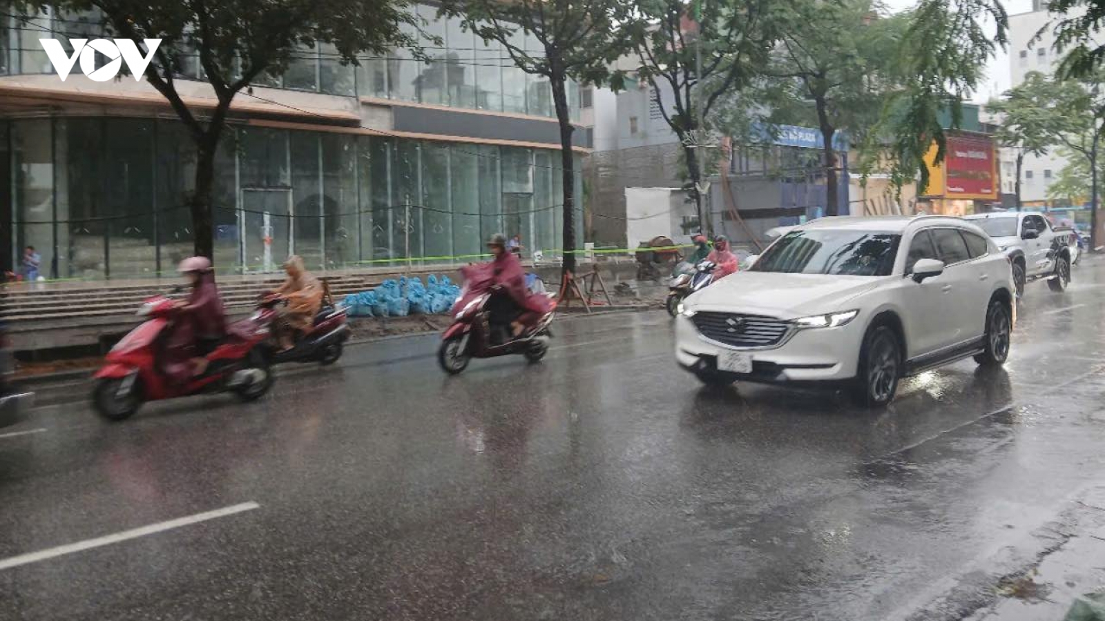 Thời tiết ngày mai 13/9: Bắc Bộ và Thanh Hóa có mưa rào và dông vài nơi