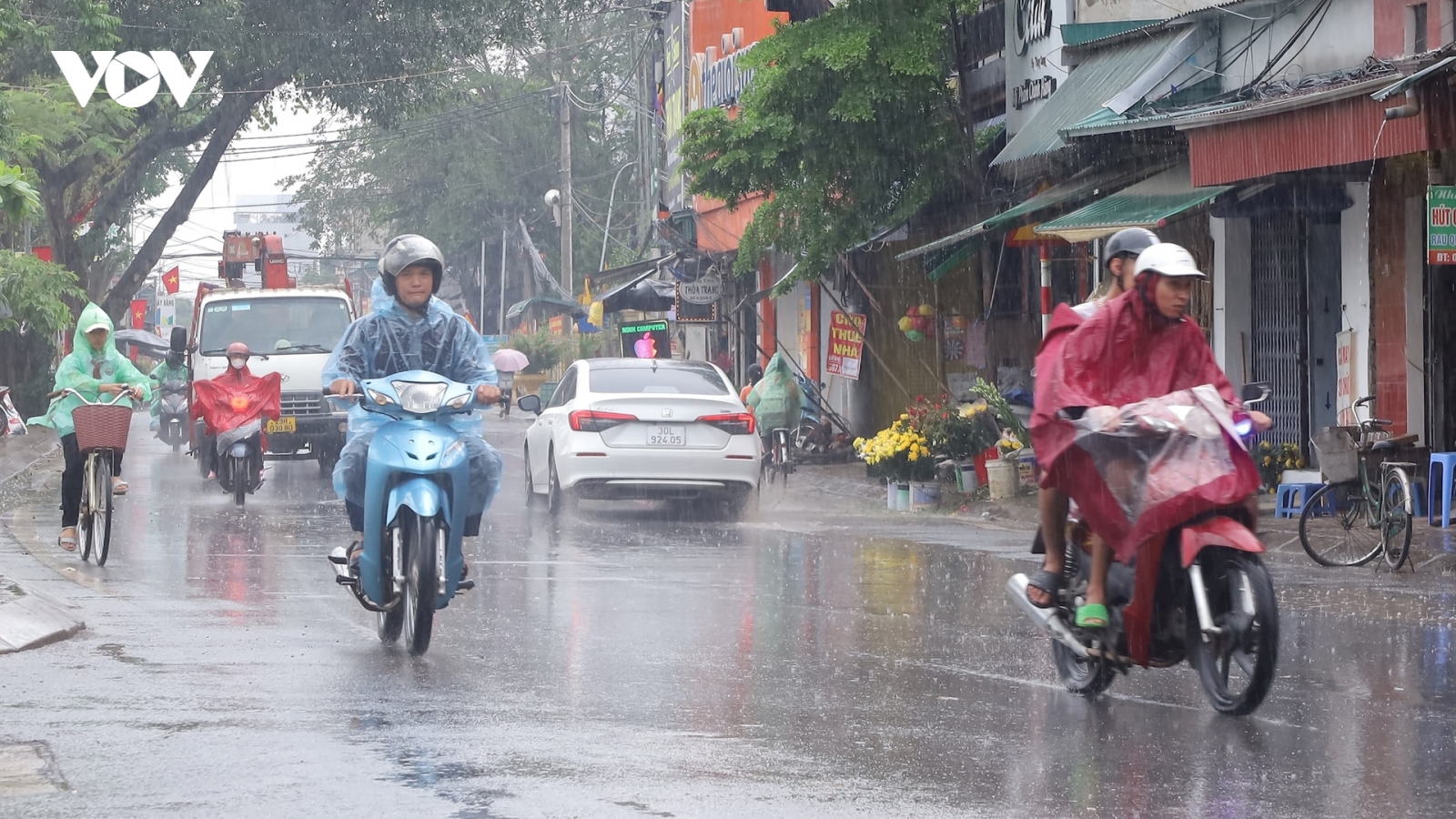 Thời tiết hôm nay 25/9: Bắc Bộ và Thanh Hóa, Nghệ An có mưa to và dông