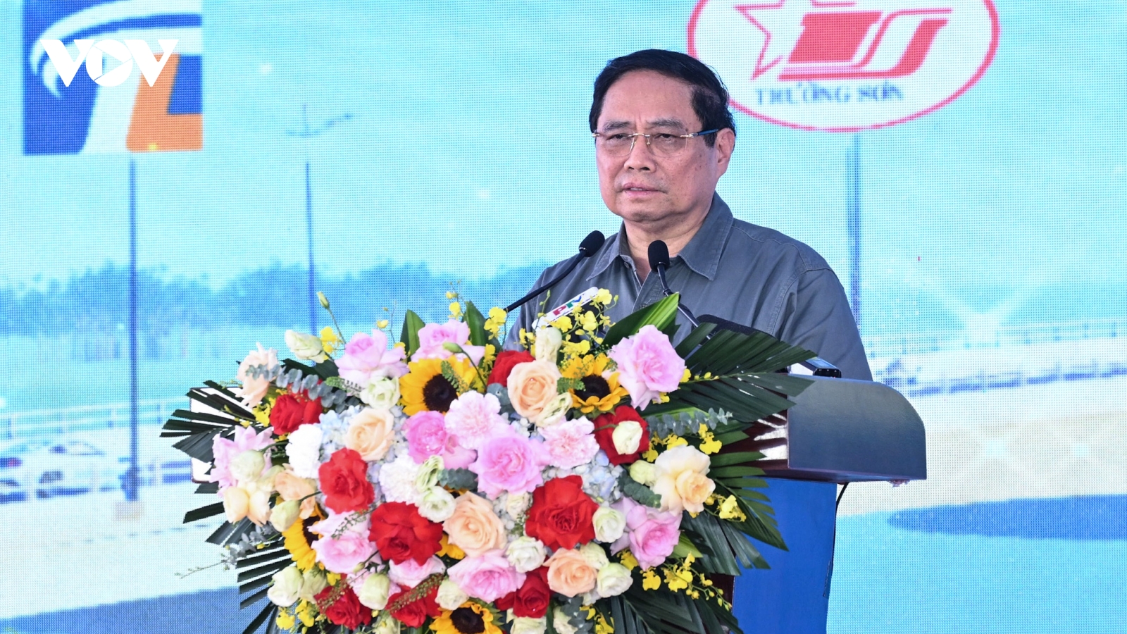 Thủ tướng: Cầu Phong Châu - nhịp cầu hàn gắn vết thương, nhân lên niềm hạnh phúc