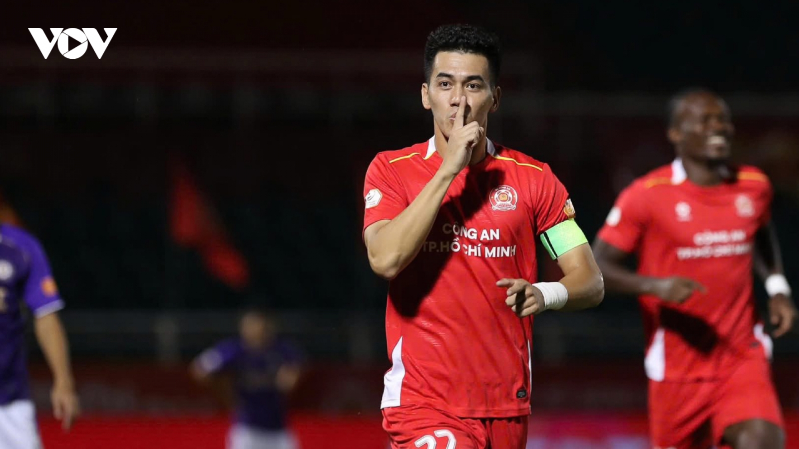 Các tiền đạo nội cần chứng minh bản lĩnh ở V-League