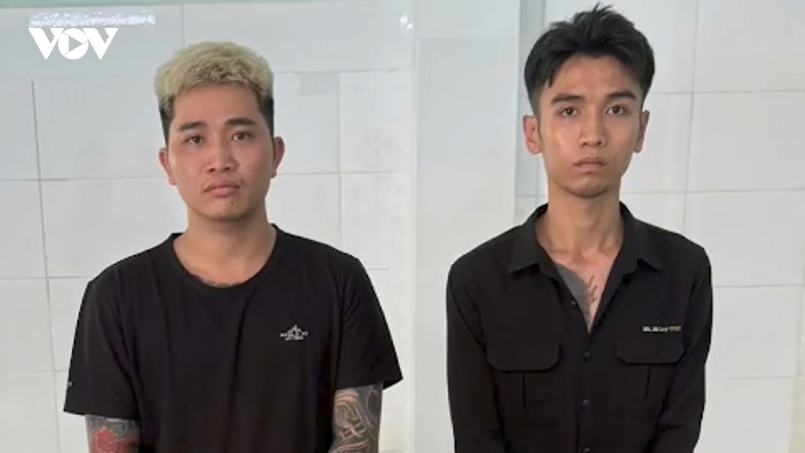 Nóng 24h: Bắt 2 TikToker livestream phản cảm, điều tra hành vi gây rối trật tự công cộng