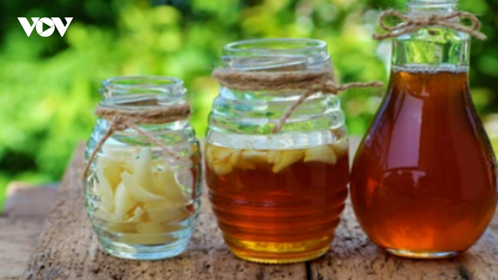 6 lý do bạn nên uống tỏi ngâm mật ong thường xuyên