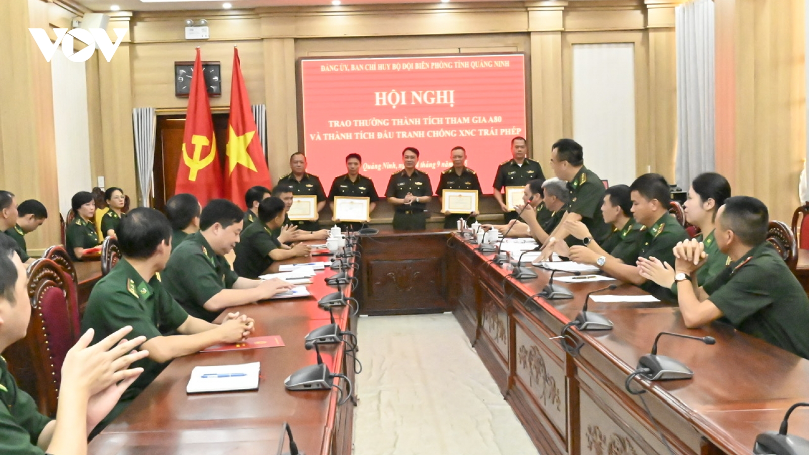 Quảng Ninh khen thưởng vụ triệt phá đường dây đưa người xuất nhập cảnh trái phép