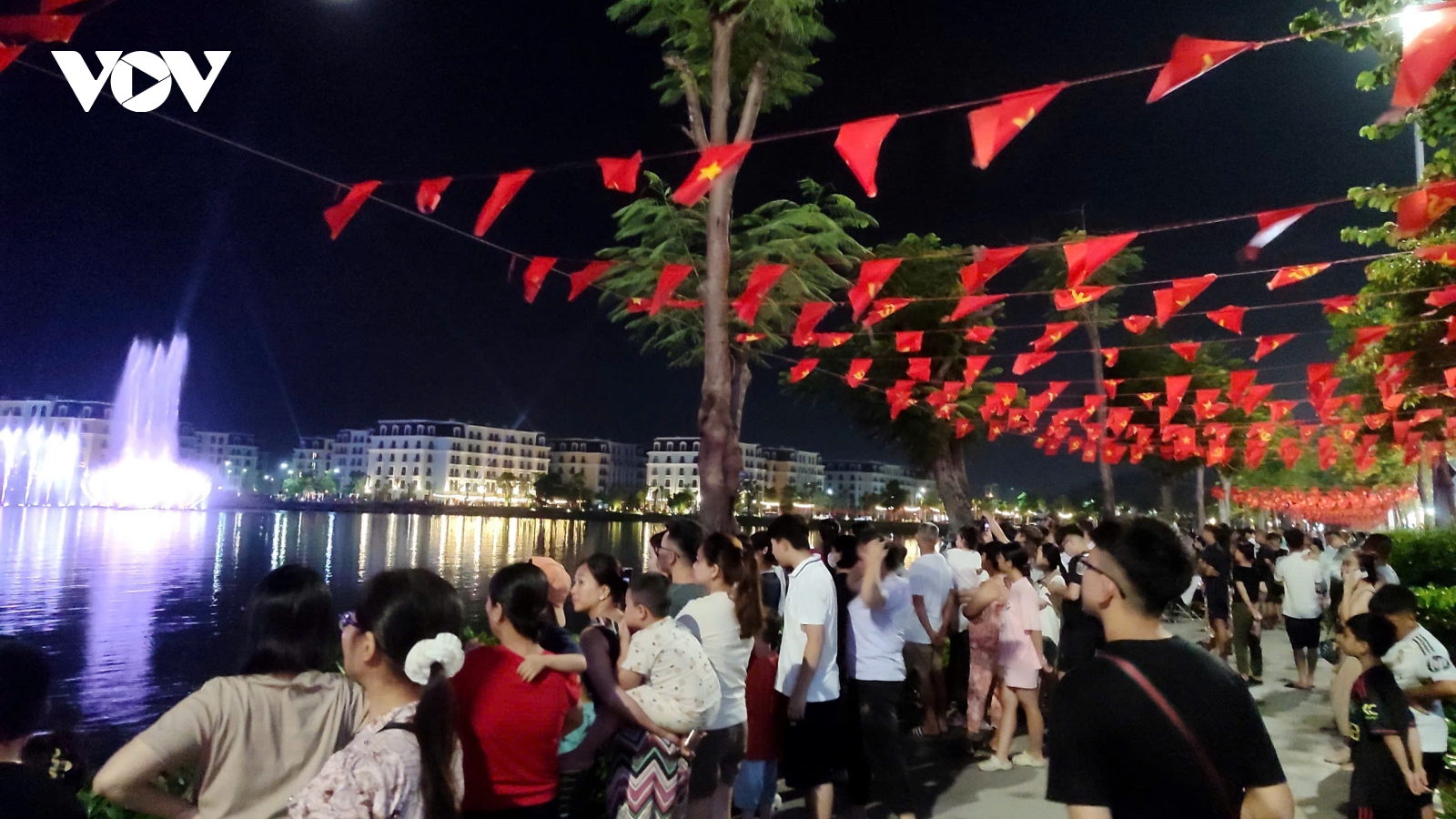 Du lịch Quảng Ninh thu 580 tỷ đồng trong 2 ngày đầu kỳ nghỉ lễ Quốc khánh 2/9