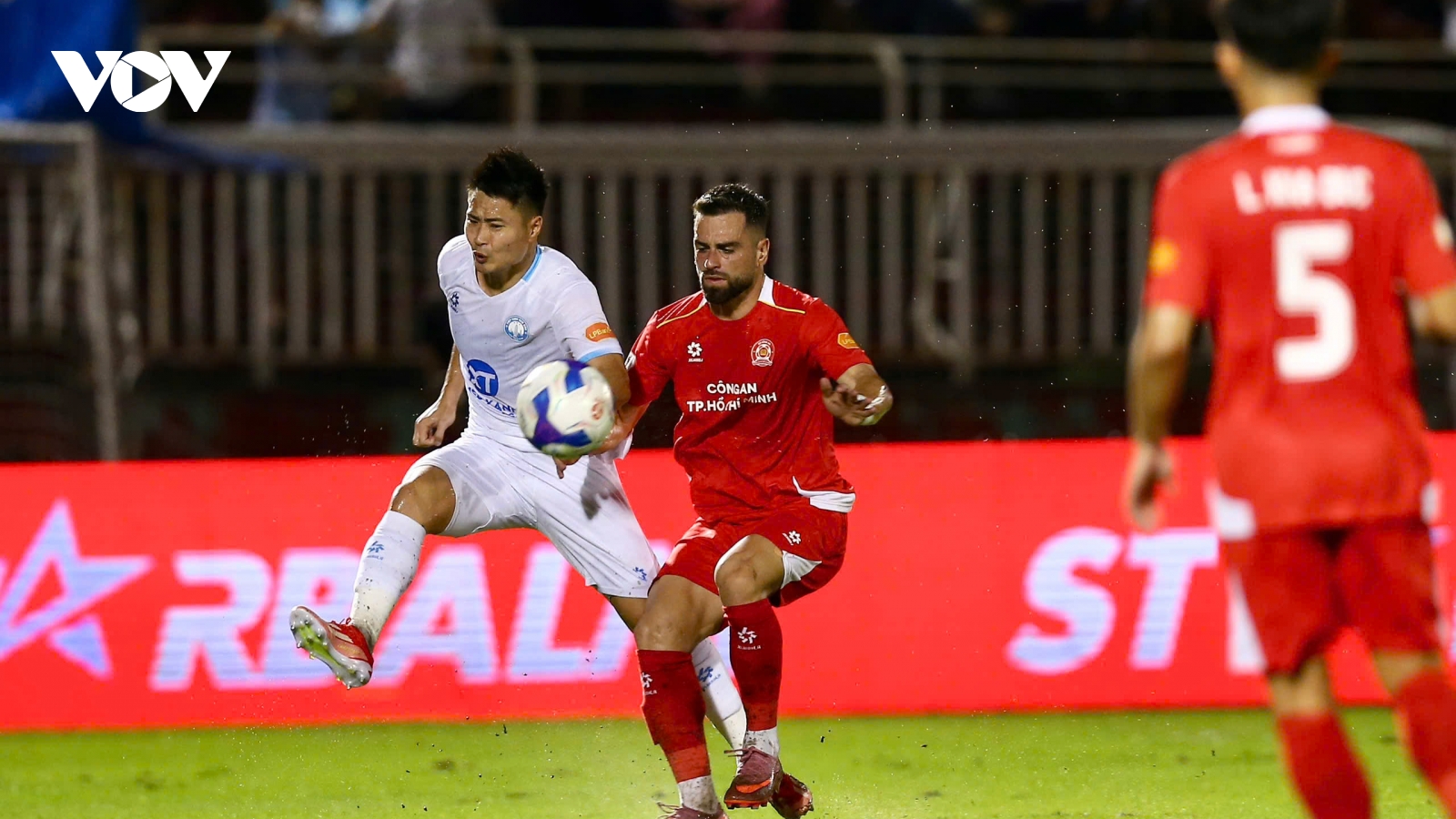 Lịch thi đấu và trực tiếp bóng đá Việt Nam hôm nay 17/9