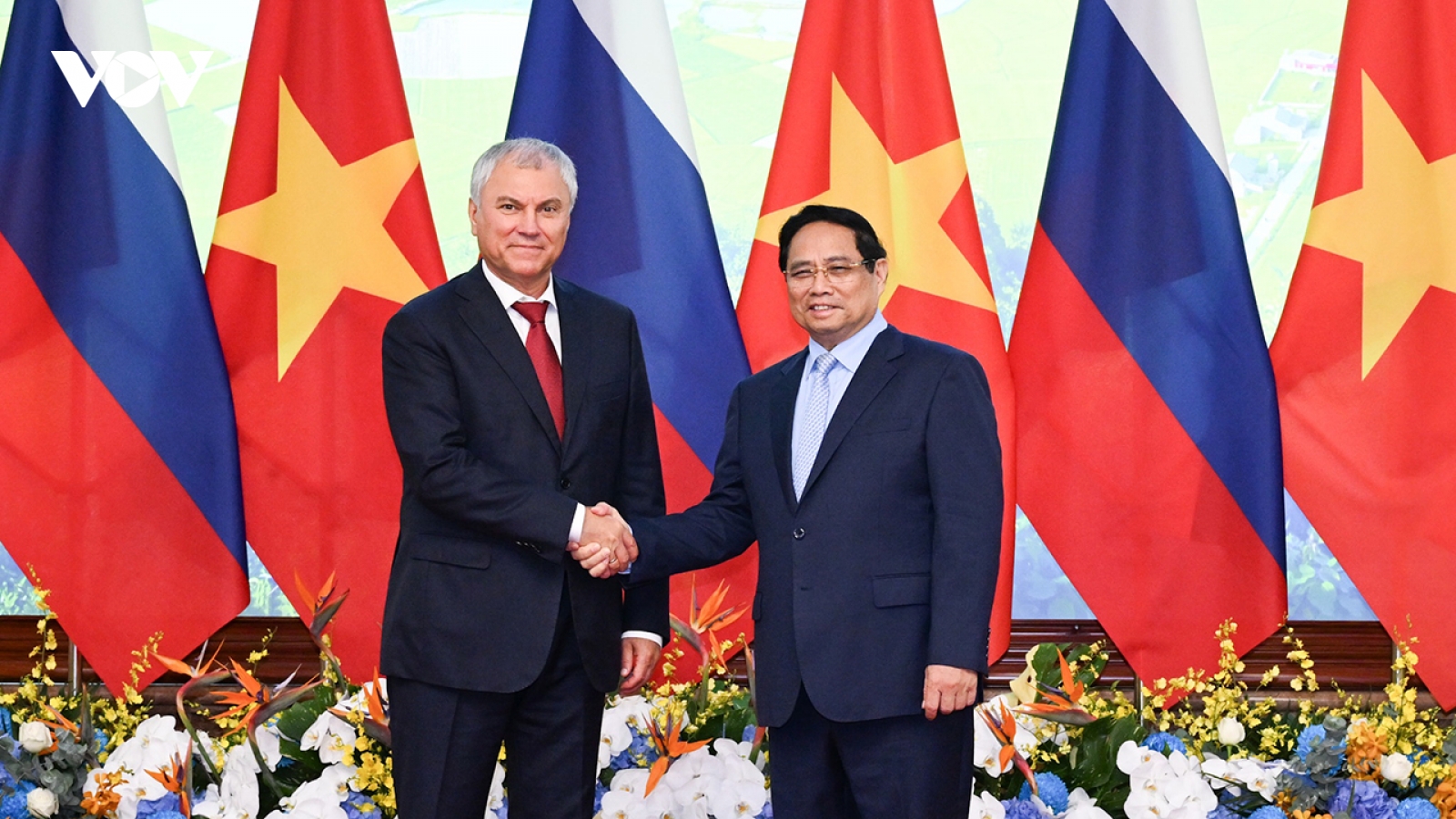 Thủ tướng Phạm Minh Chính tiếp Chủ tịch Duma Quốc gia Nga