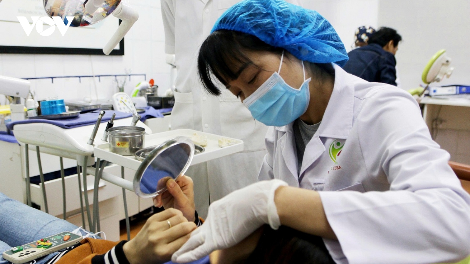 Viêm nha chu - “Kẻ thù giấu mặt” trong thai kỳ