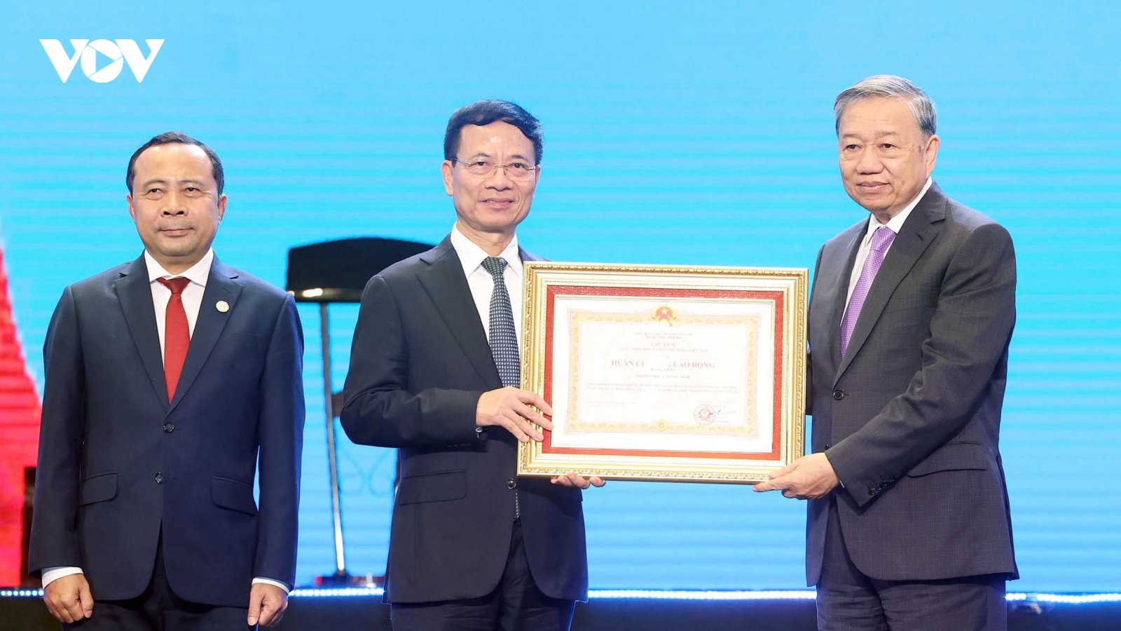 Tổng Bí thư nhấn mạnh ba trụ cột then chốt với ngành khoa học - công nghệ